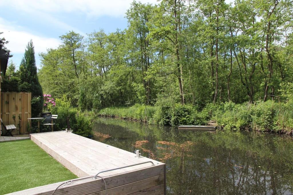 Bohemian included boat supboards and pool 5 minutes by boat from parking to the bohemien view 5