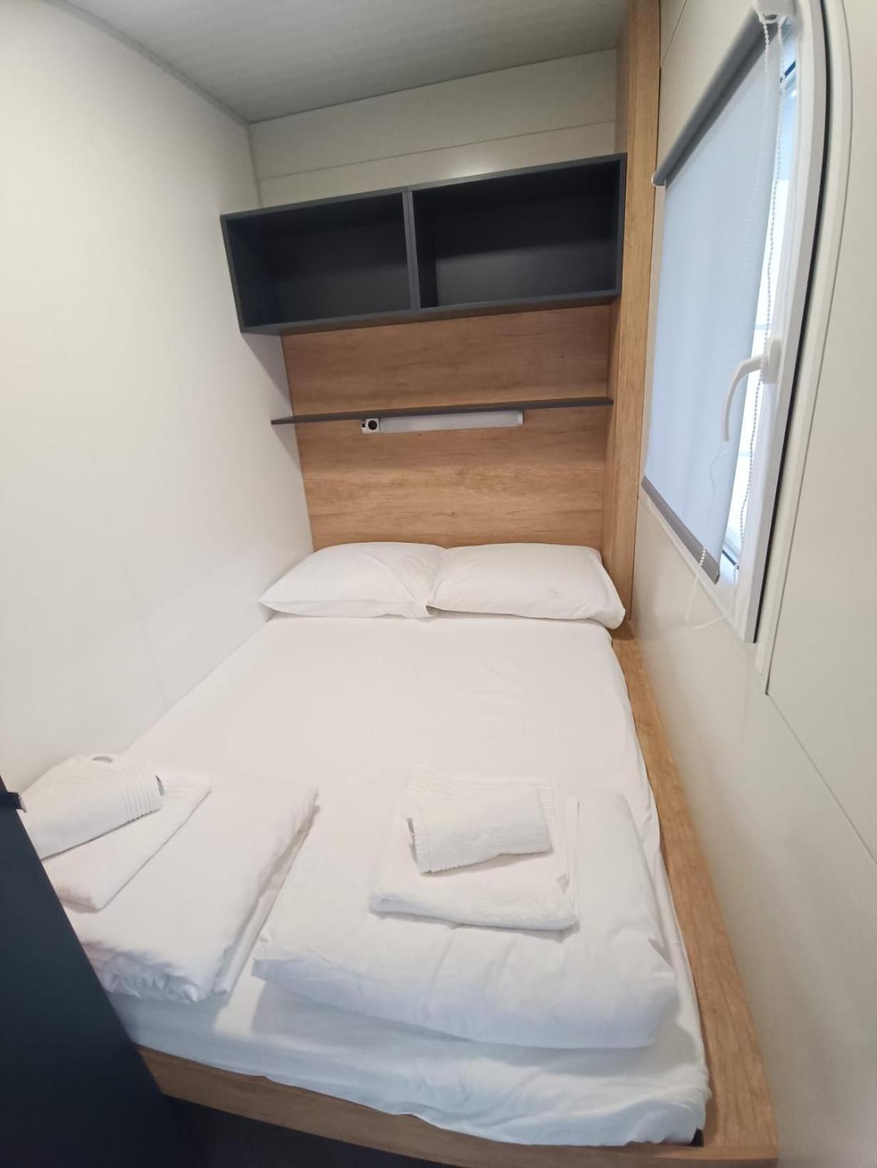 Mobile home Mia view 3