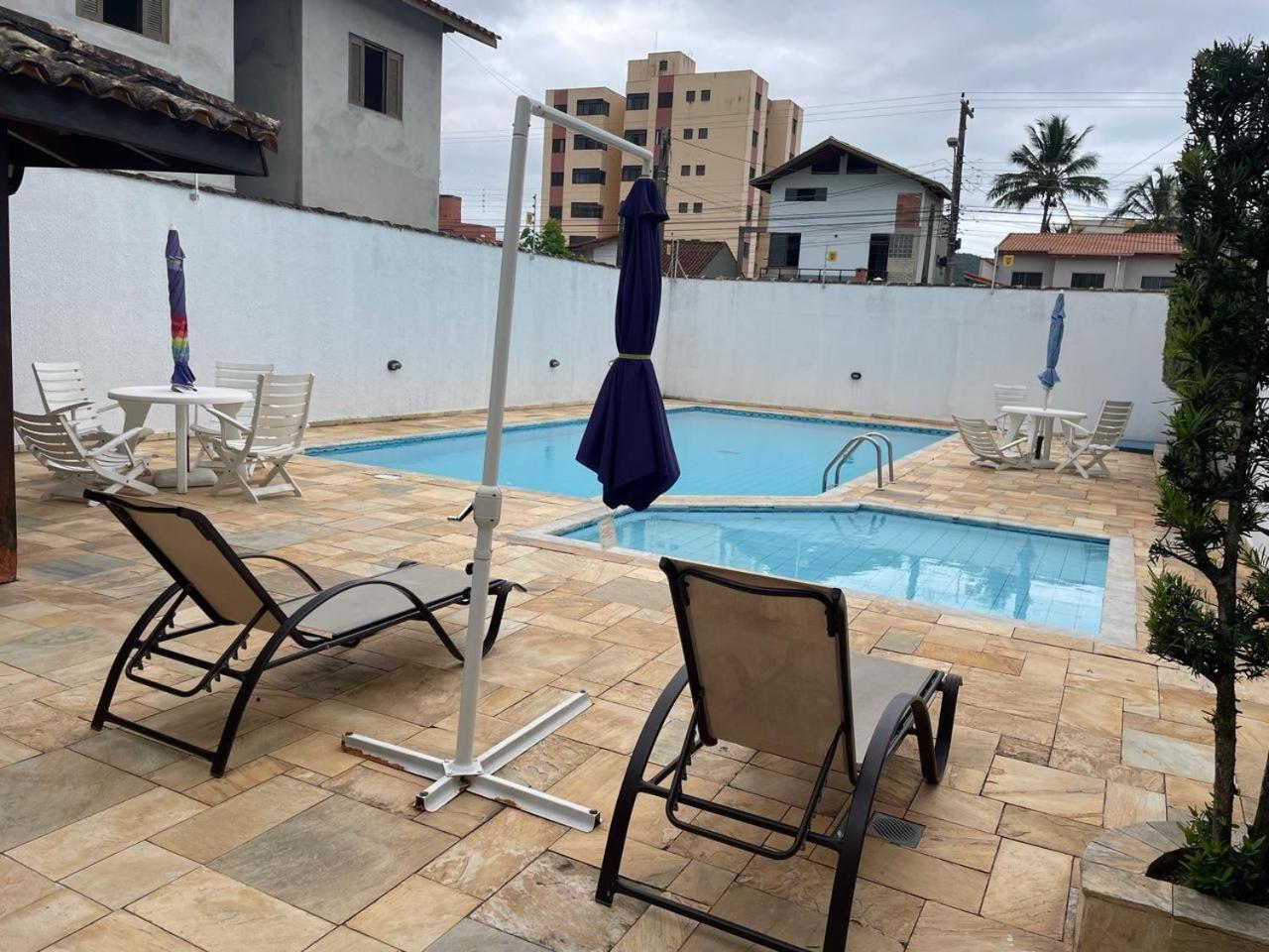 Apartamento com linda vista na praia Martim de Sá