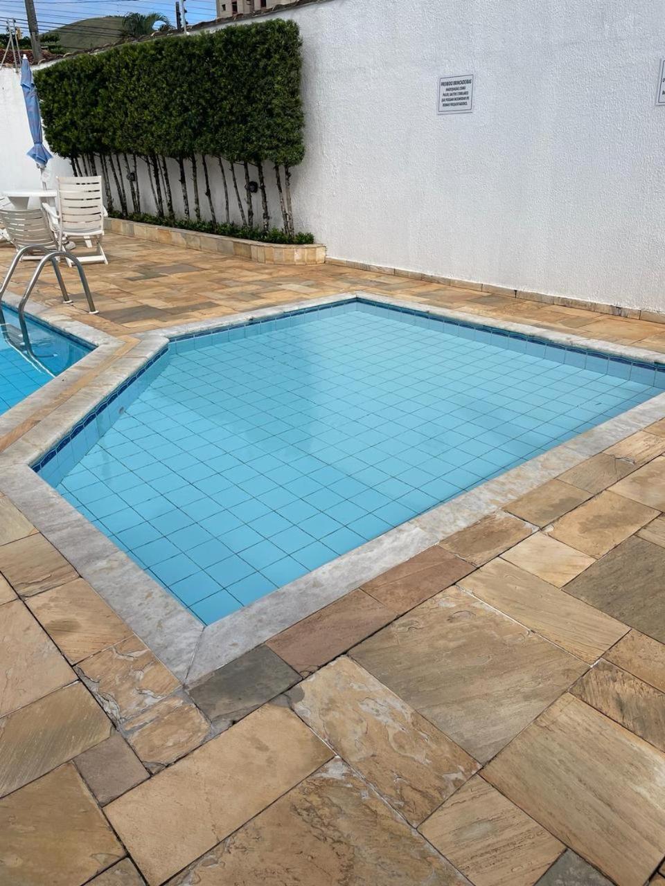 Apartamento com linda vista na praia Martim de Sá