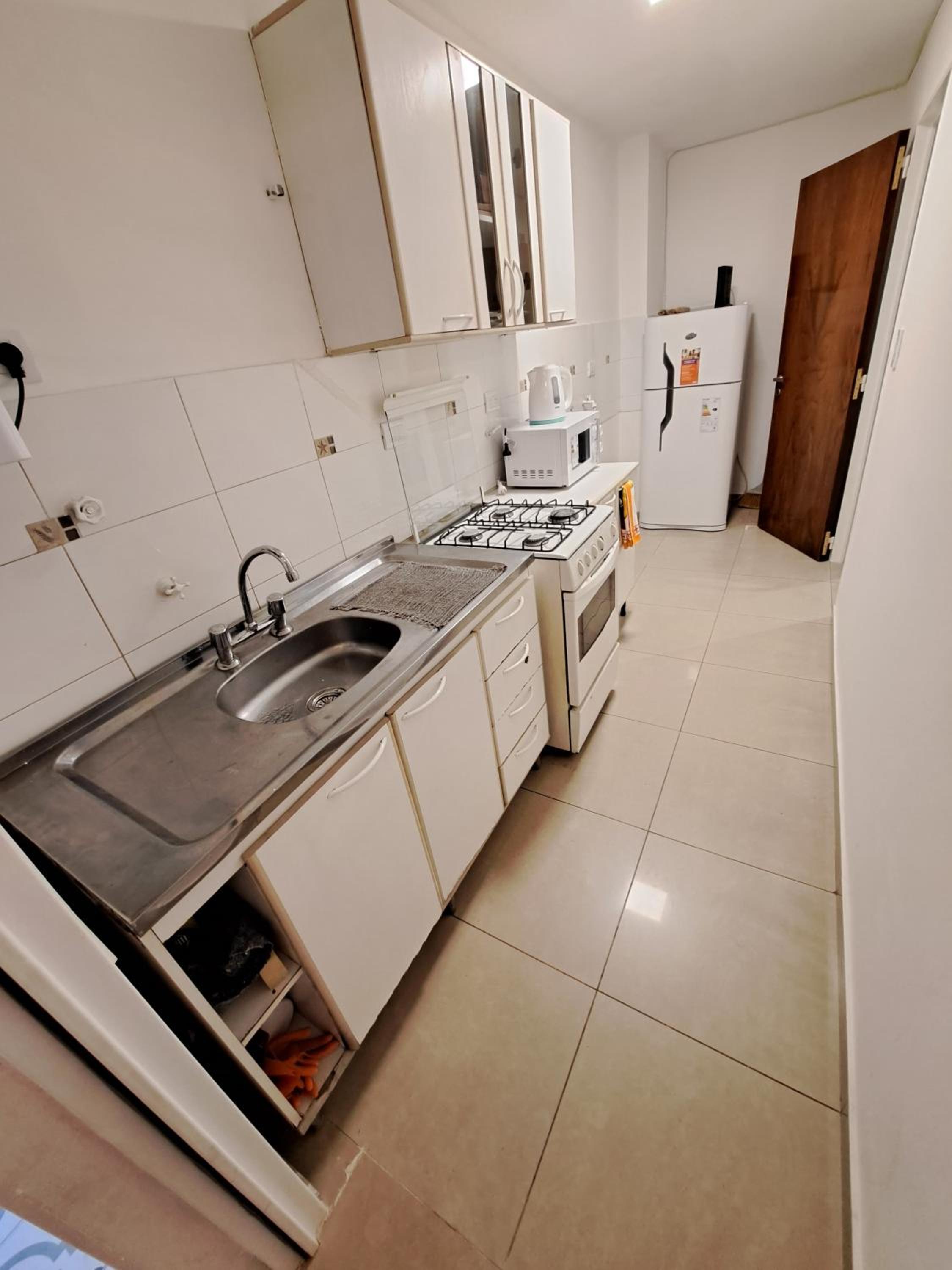 Departamento de categoria totalmente equipado zona plaza Colon Cañada