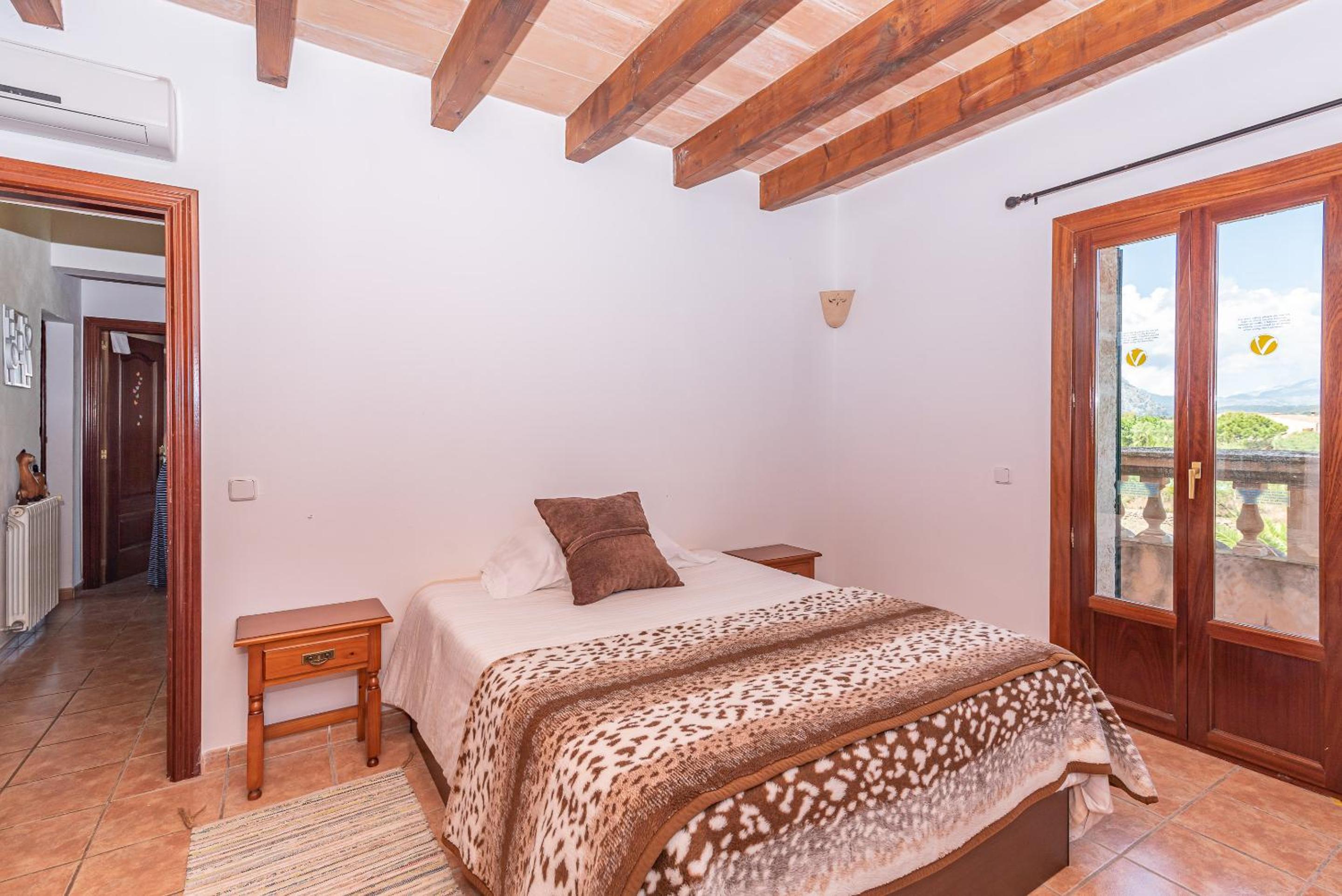 Villa Els Amatllers by Sealand Villas