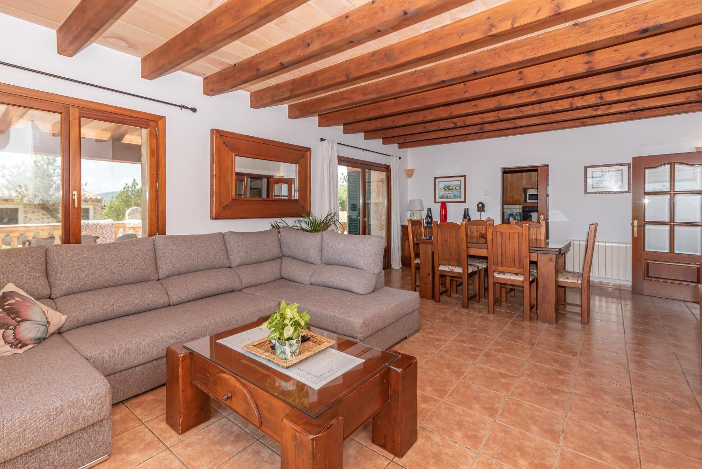 Villa Els Amatllers by Sealand Villas