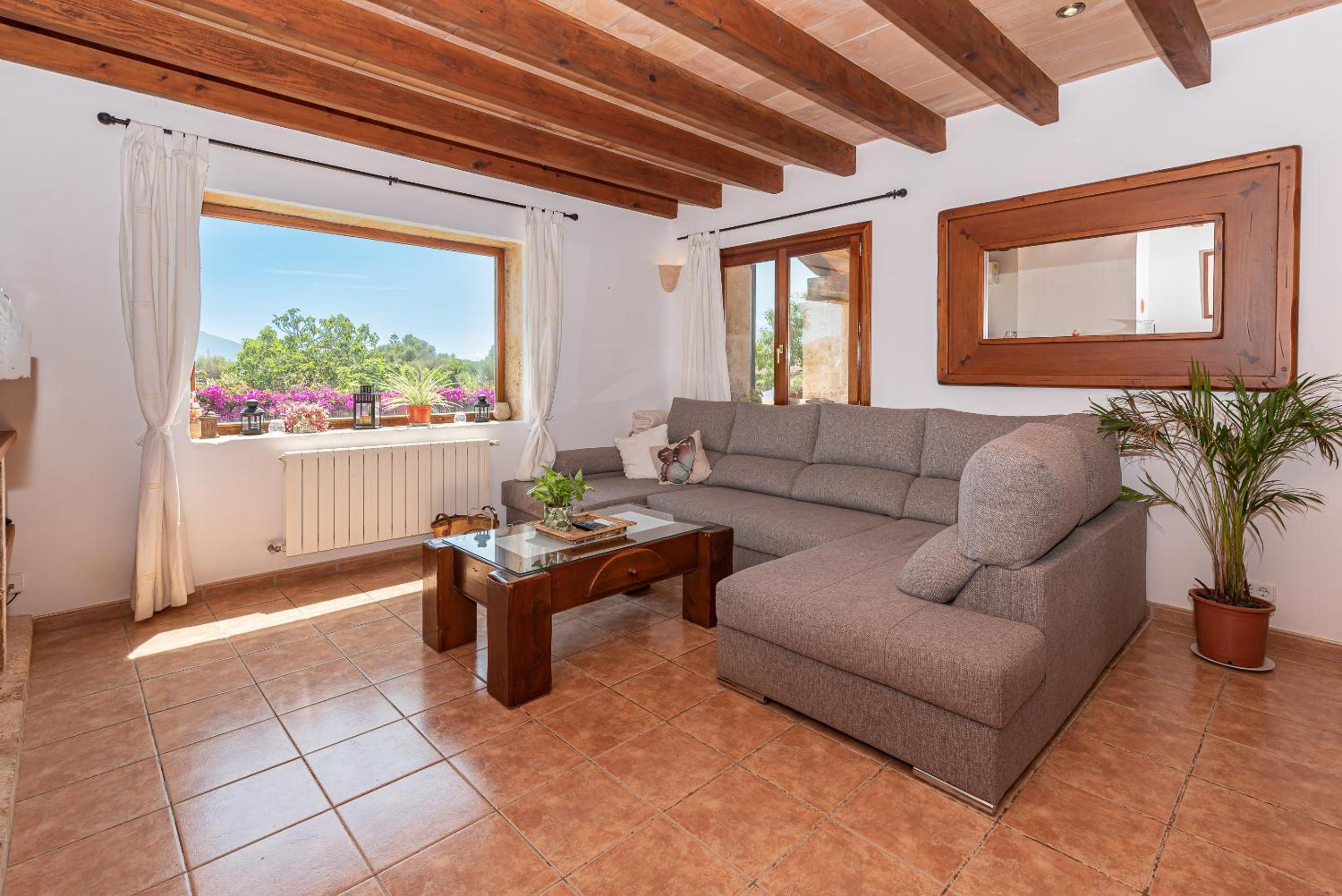 Villa Els Amatllers by Sealand Villas
