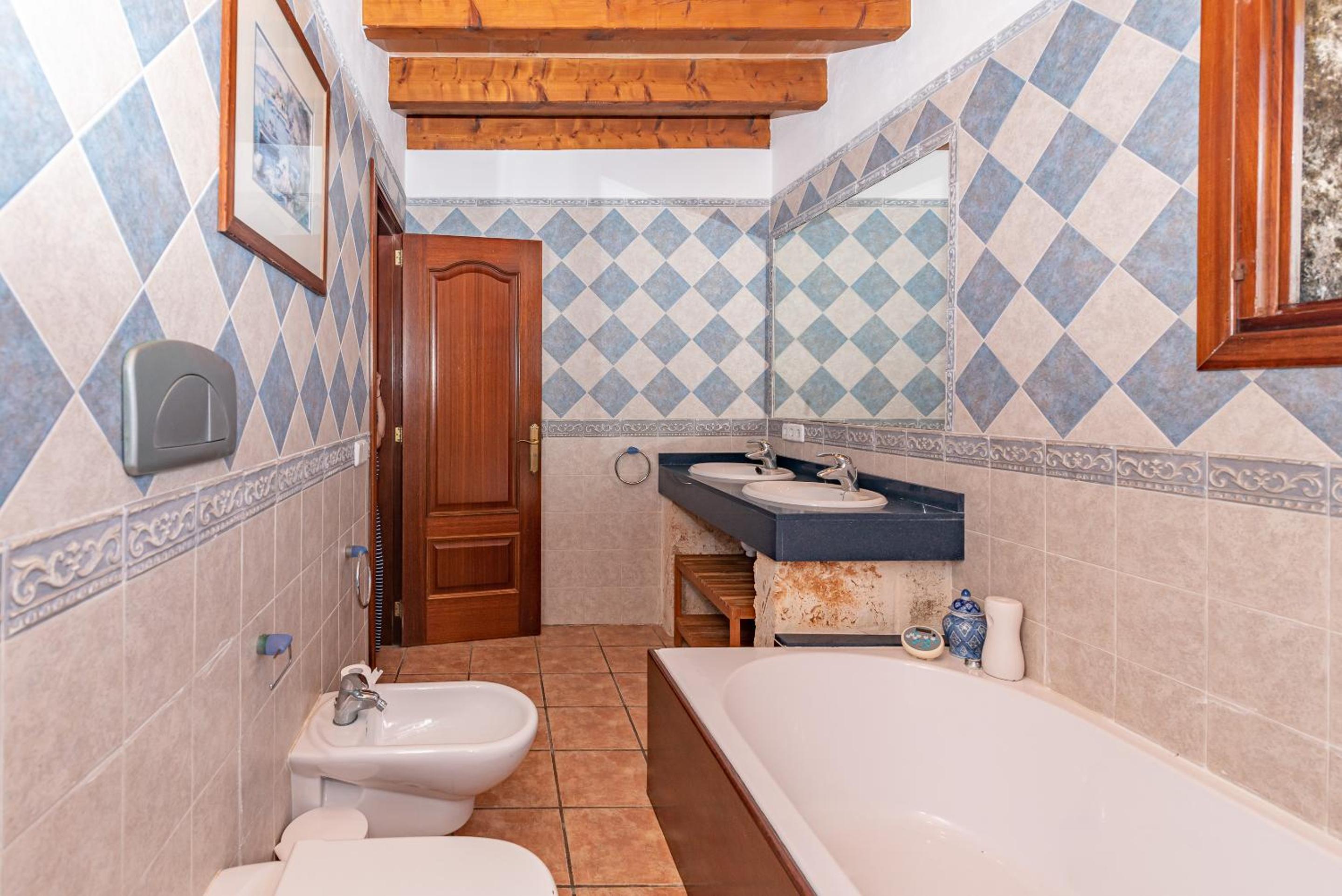 Villa Els Amatllers by Sealand Villas