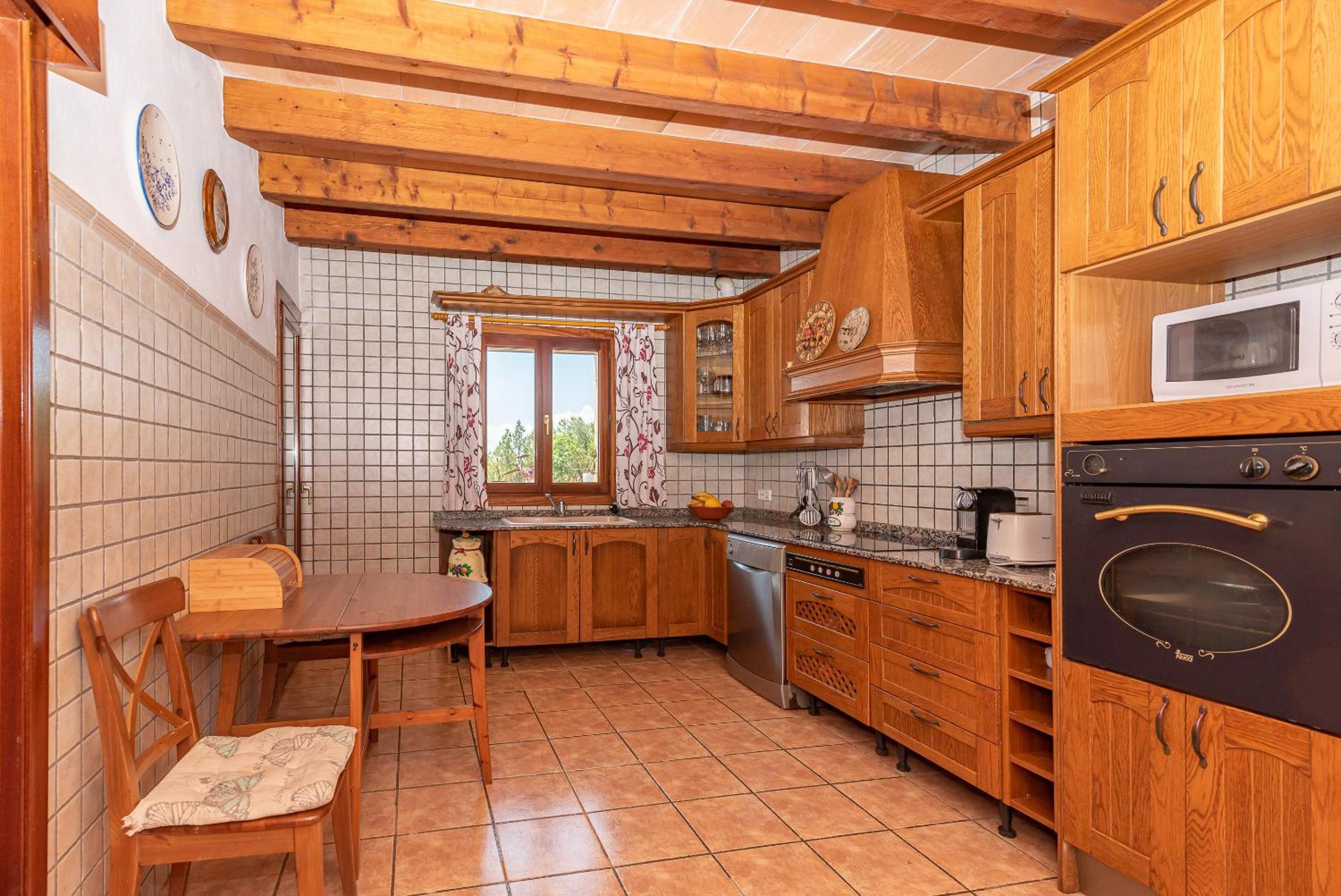 Villa Els Amatllers by Sealand Villas