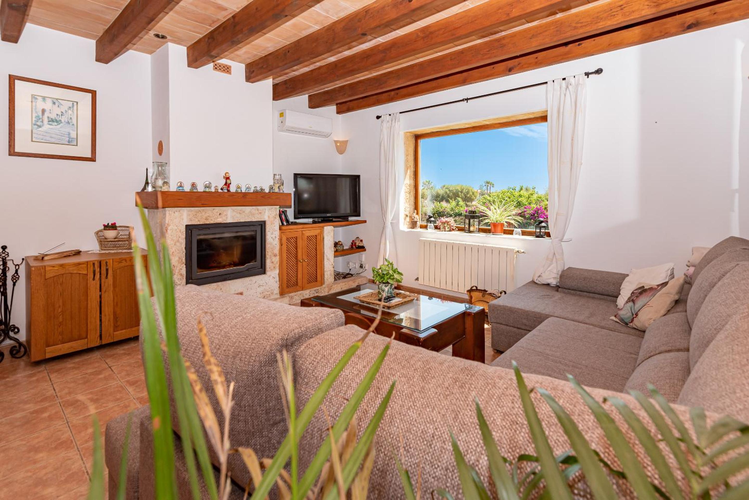 Villa Els Amatllers by Sealand Villas