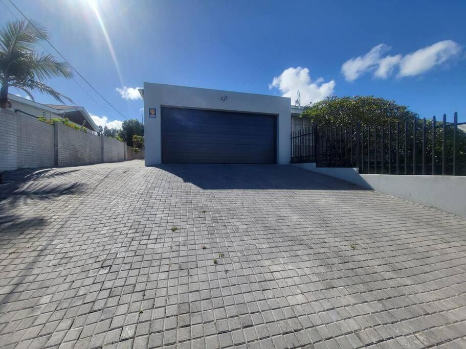 Coastal home on Glengarry view 3