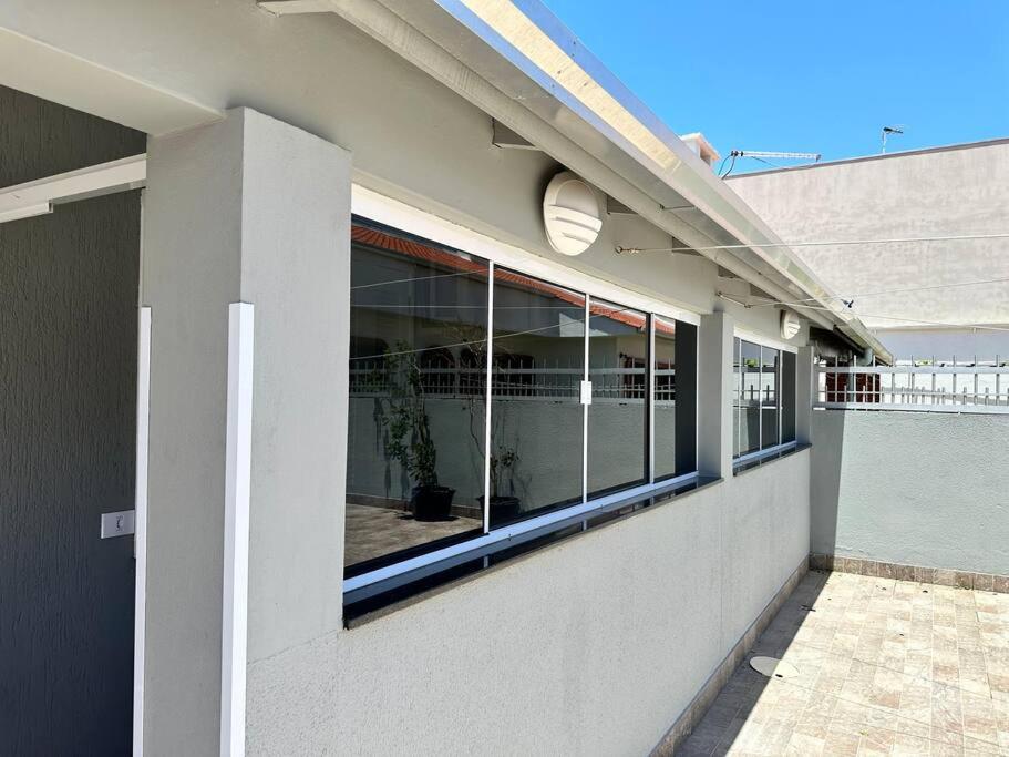 Belíssima casa a perto da praia