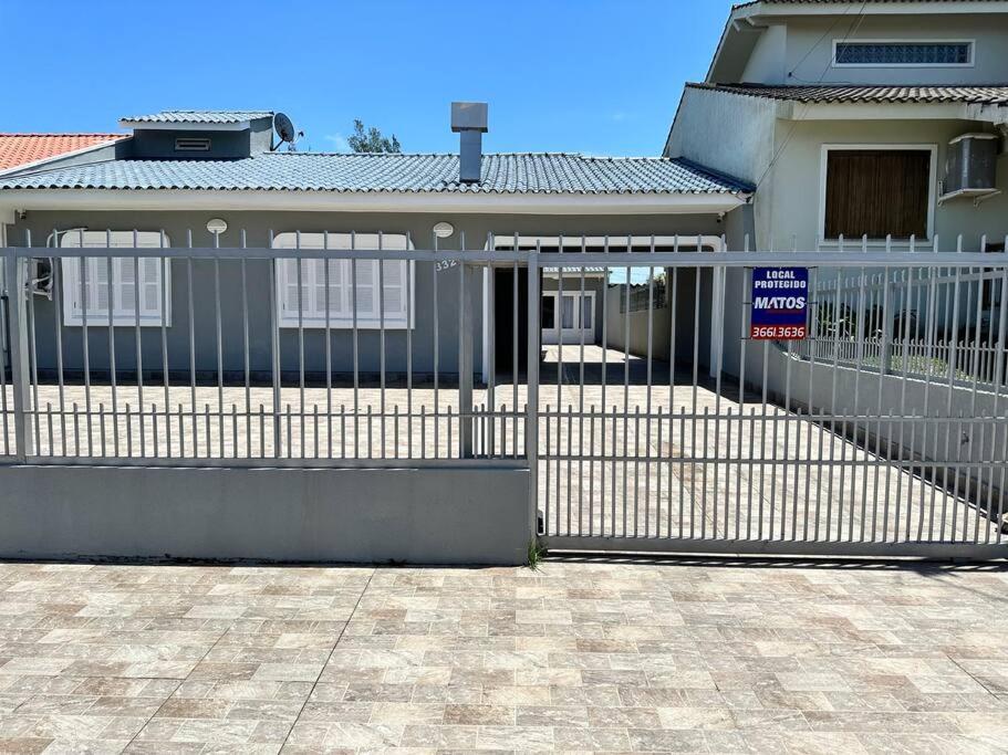 Belíssima casa a perto da praia
