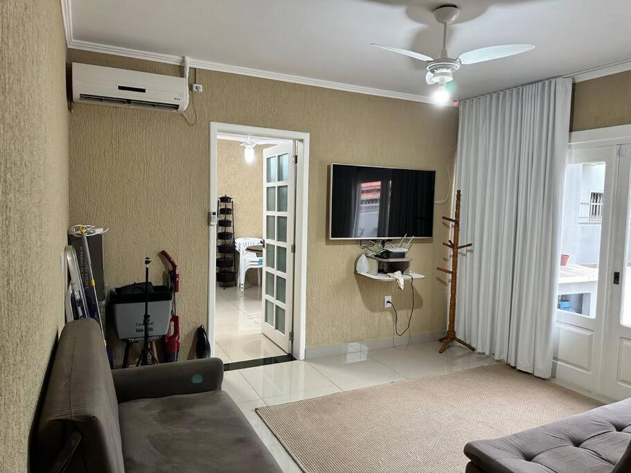 Belíssima casa a perto da praia