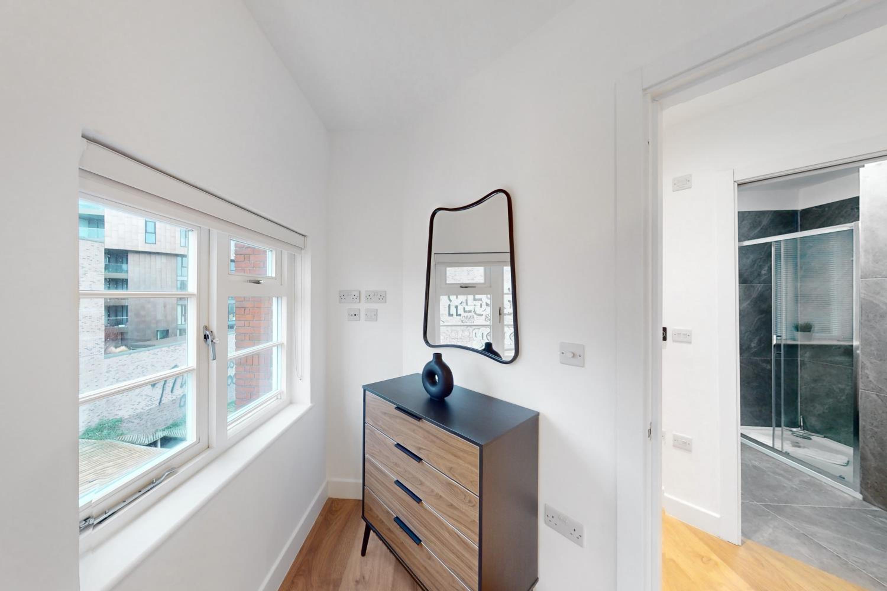Stylish & Spacious Modern Apartments near Dalston Kingsland Station - by Short Stories London