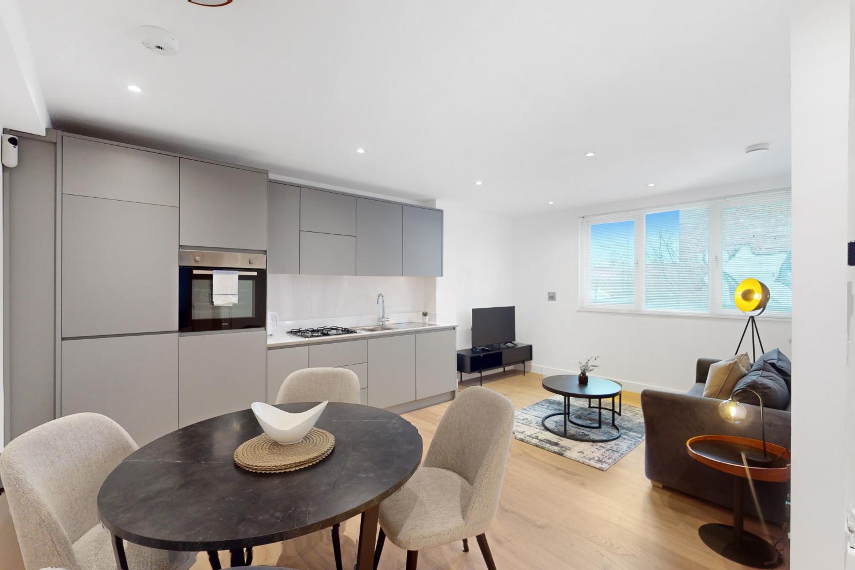 Stylish & Spacious Modern Apartments near Dalston Kingsland Station - by Short Stories London