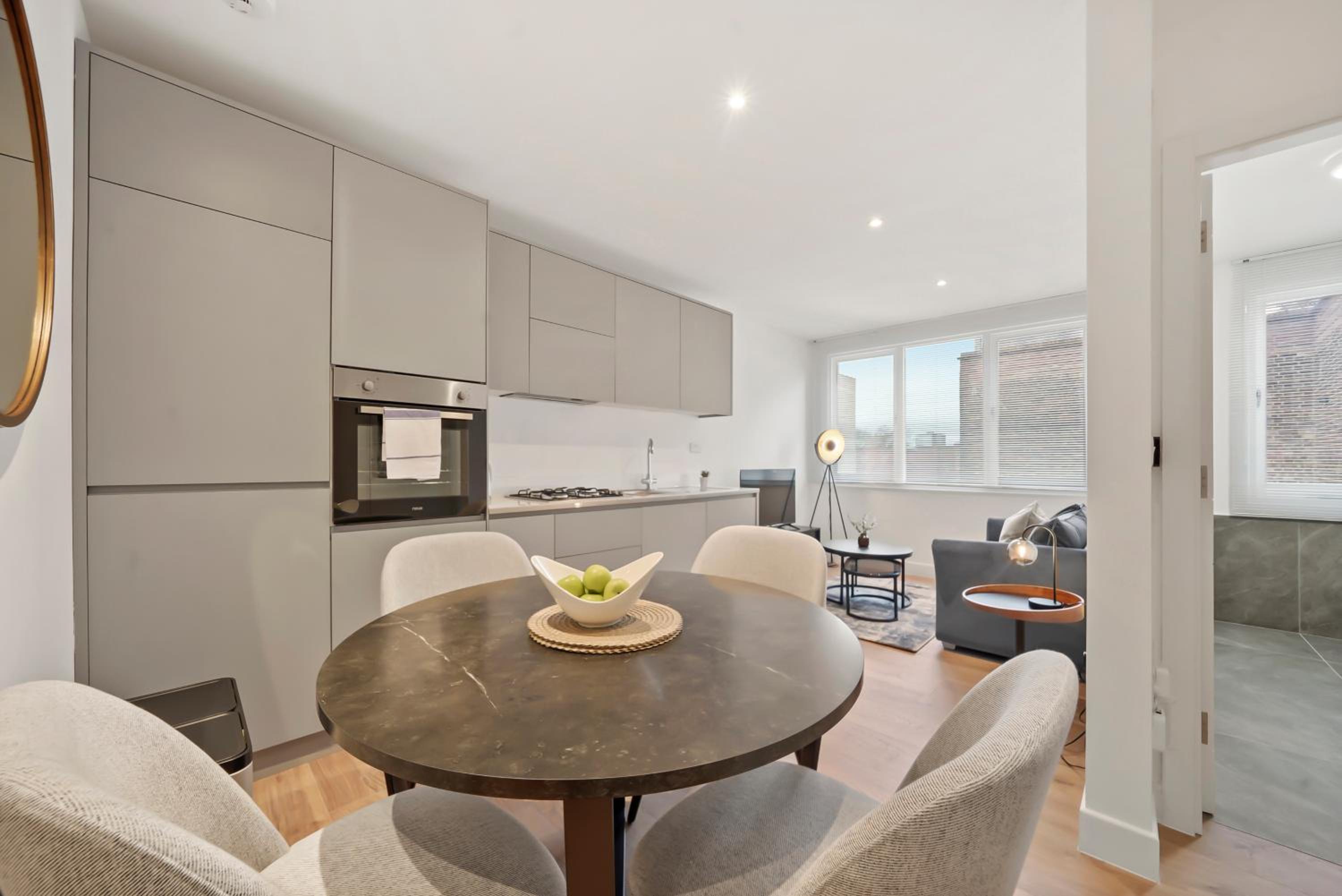 Stylish & Spacious Modern Apartments near Dalston Kingsland Station - by Short Stories London