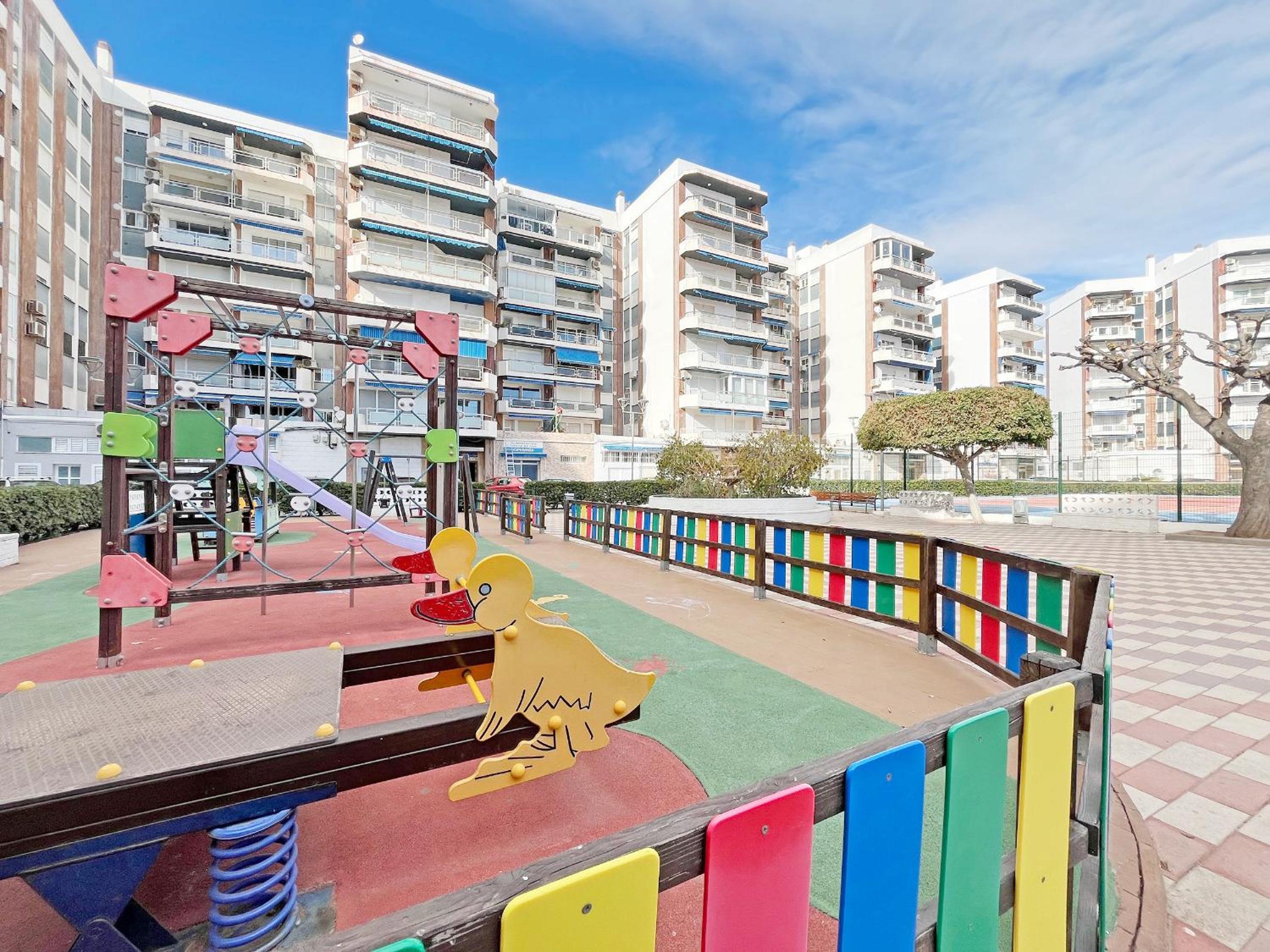Global Vacacional, Apartamento con terraza e increíbles vistas al mar