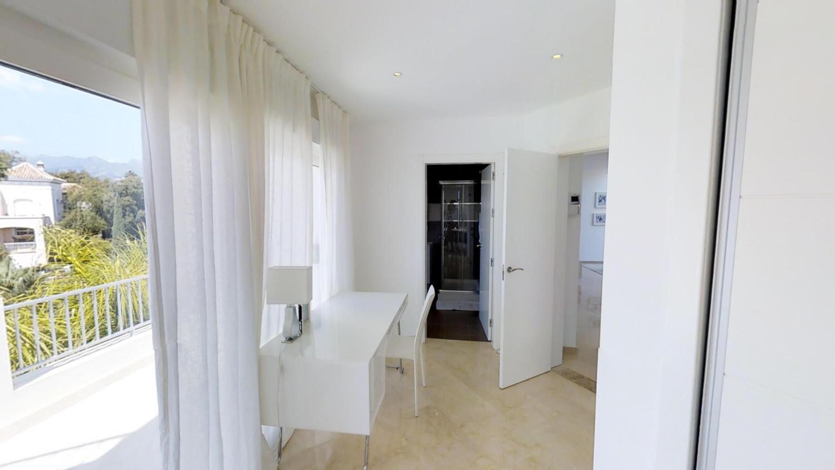 Marbella Vacations - Exquisite Villa Near Beach - Heated Pool - Property Image 2