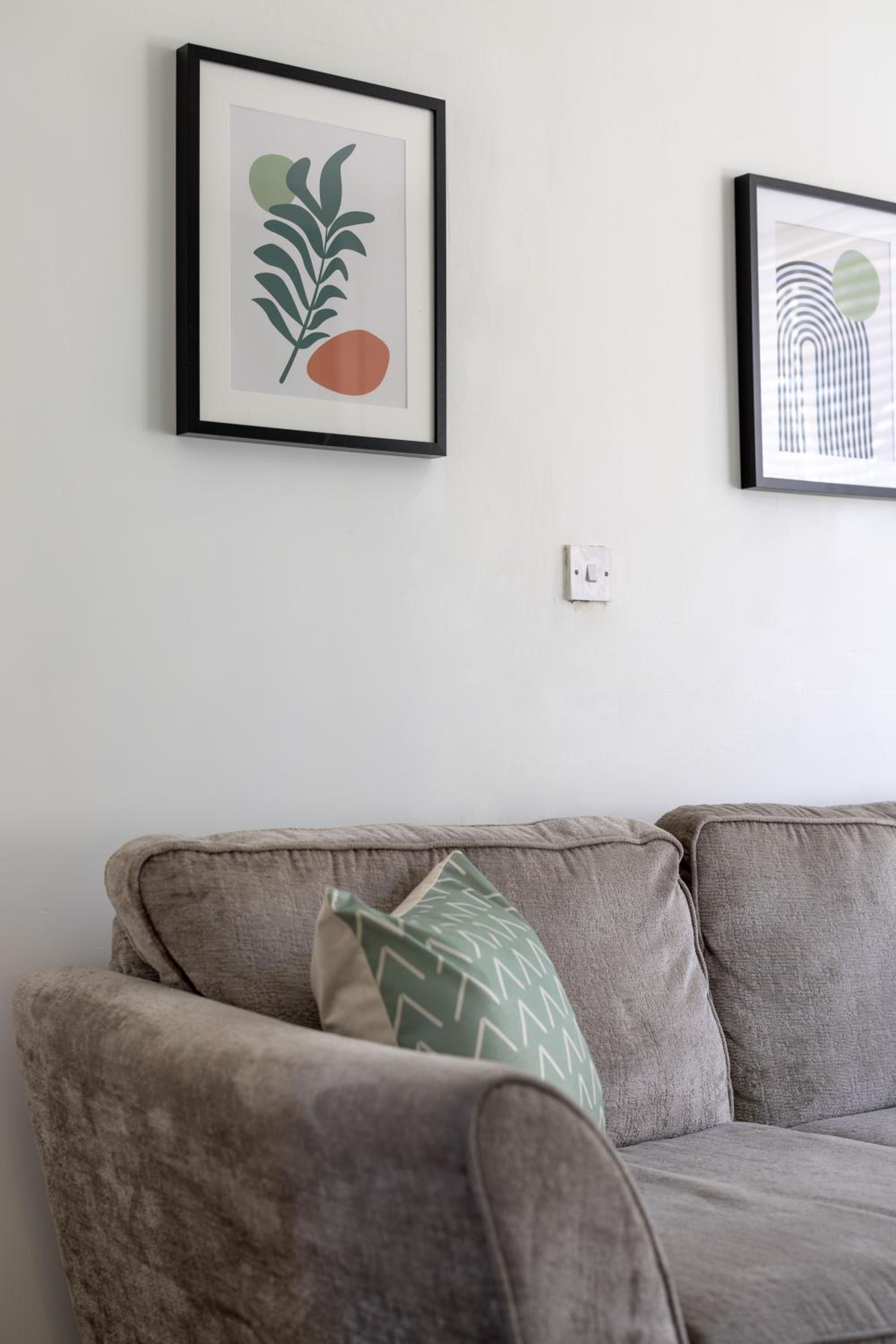 St Davids House - Air Host & Stay - 4 Bedrooms - Contractor Friendly