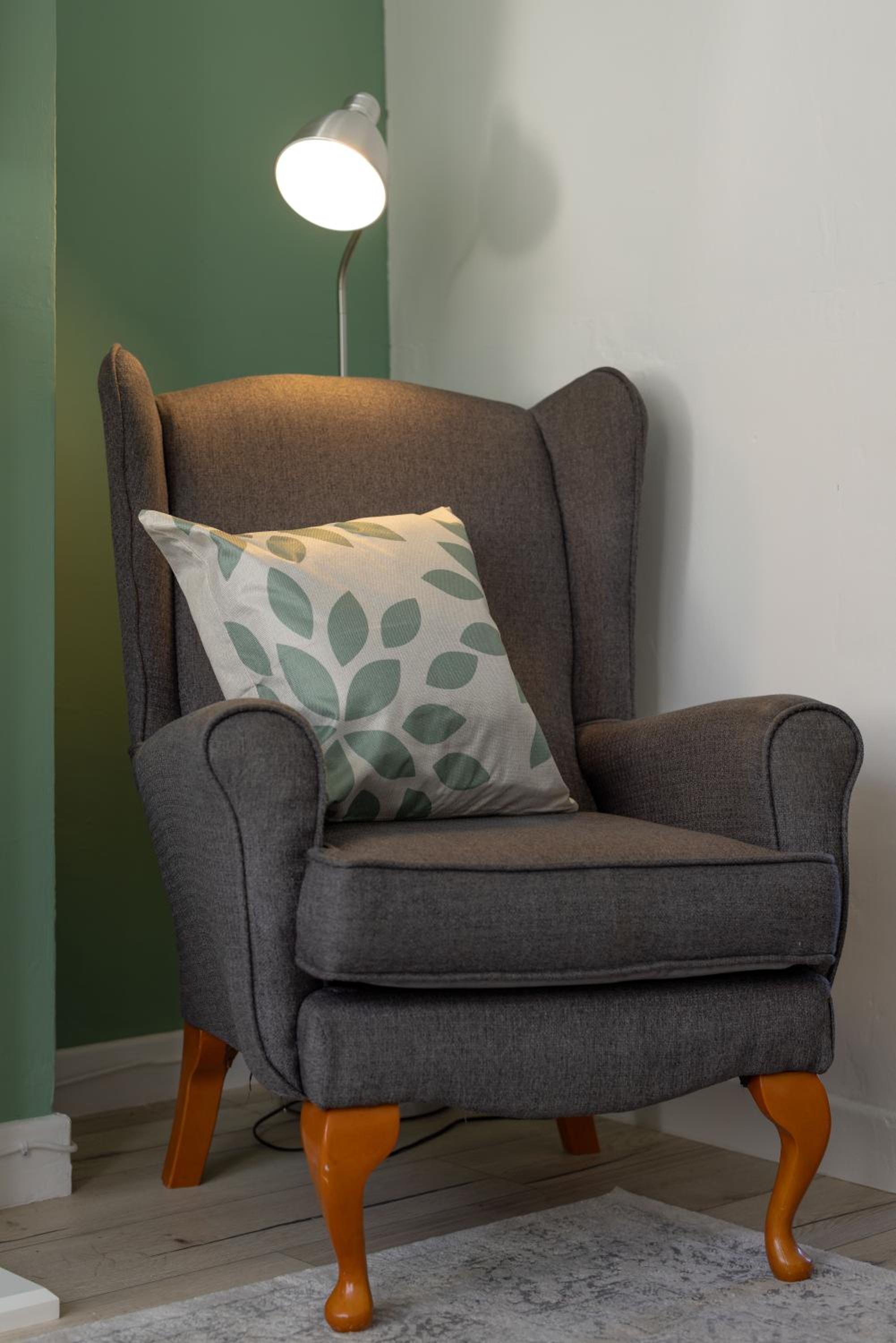 St Davids House - Air Host & Stay - 4 Bedrooms - Contractor Friendly