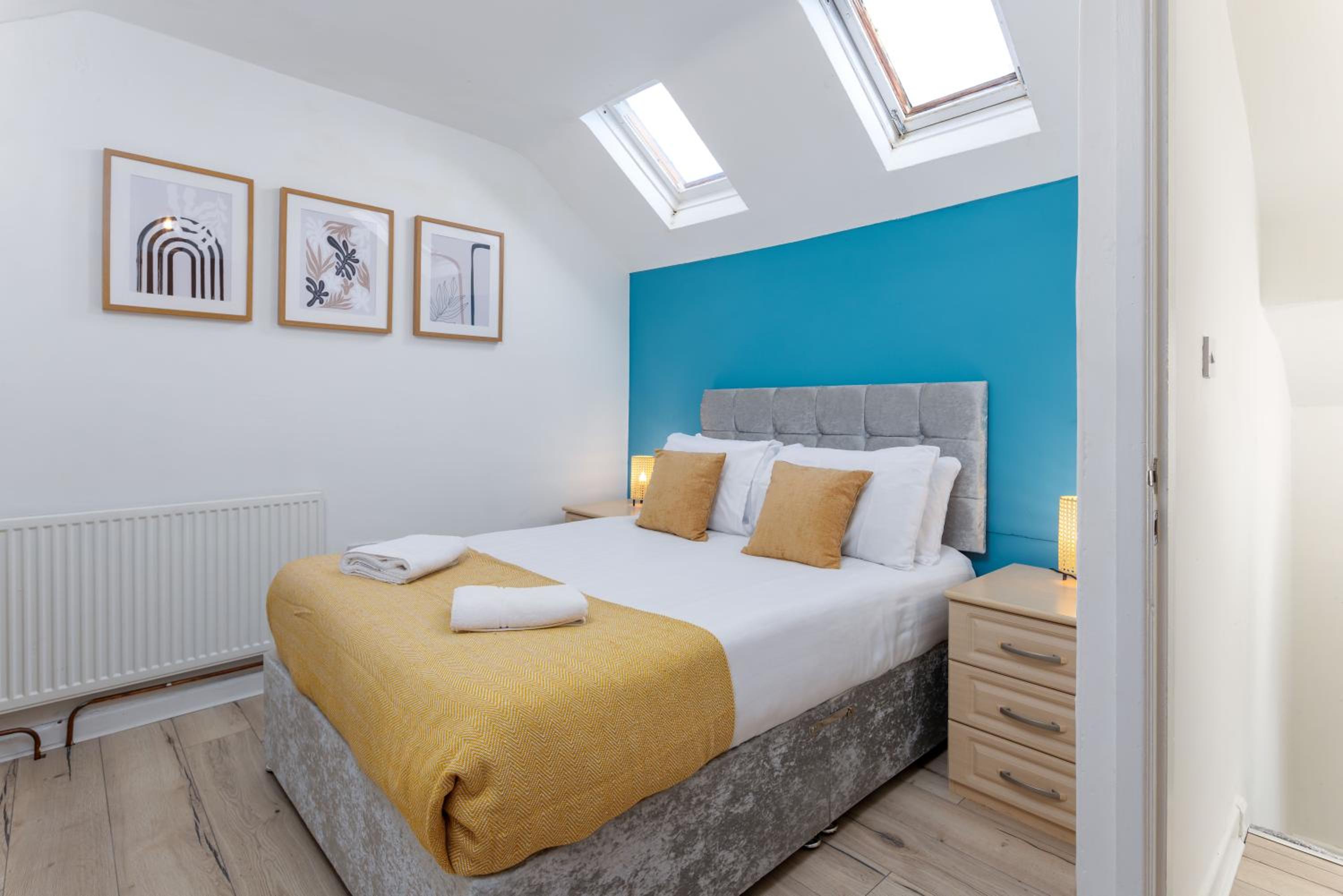 St Davids House - Air Host & Stay - 4 Bedrooms - Contractor Friendly