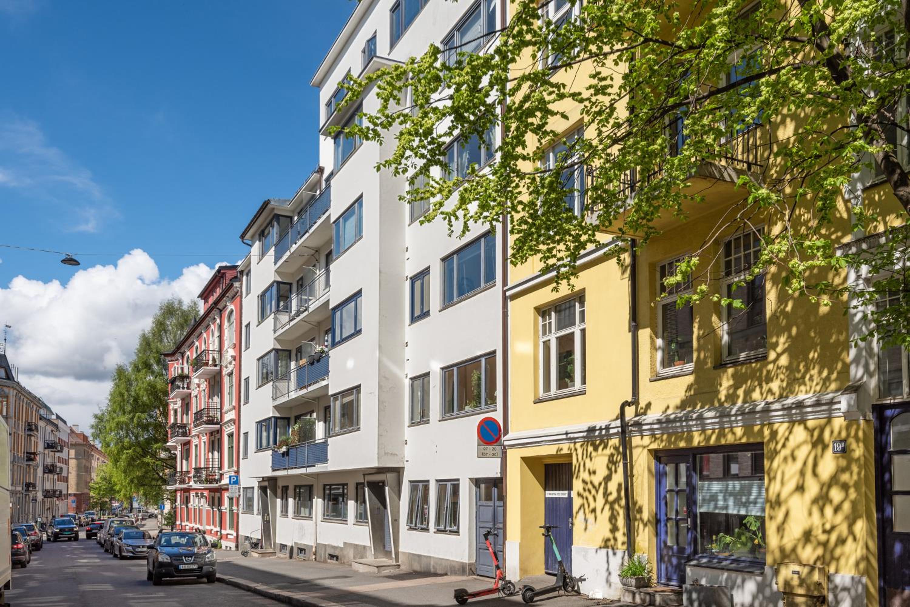 Large apartment - Luxurious neighborhood - 8 pax view 3