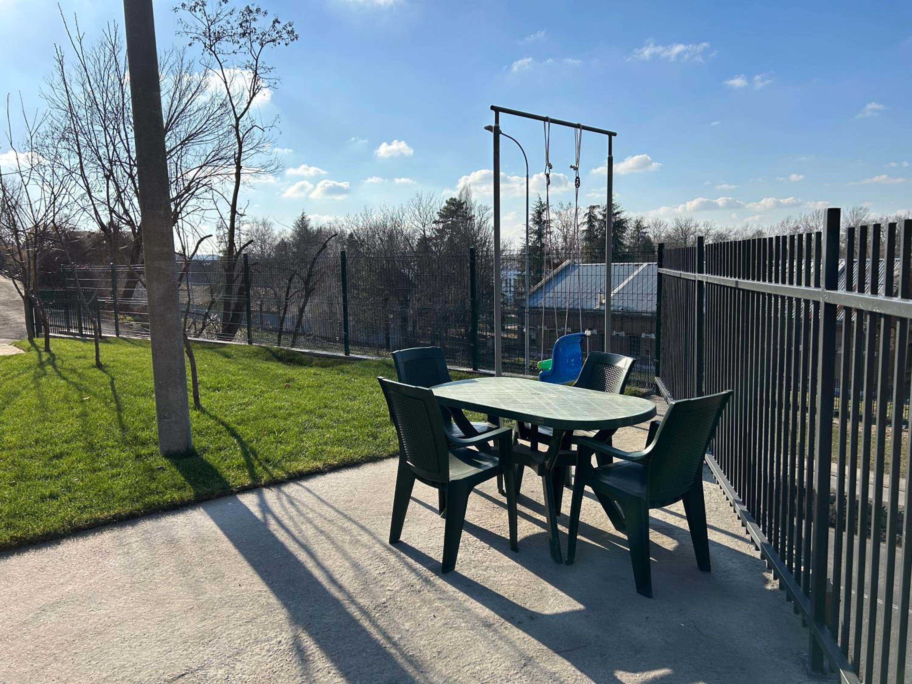 Manja Modern Retreat