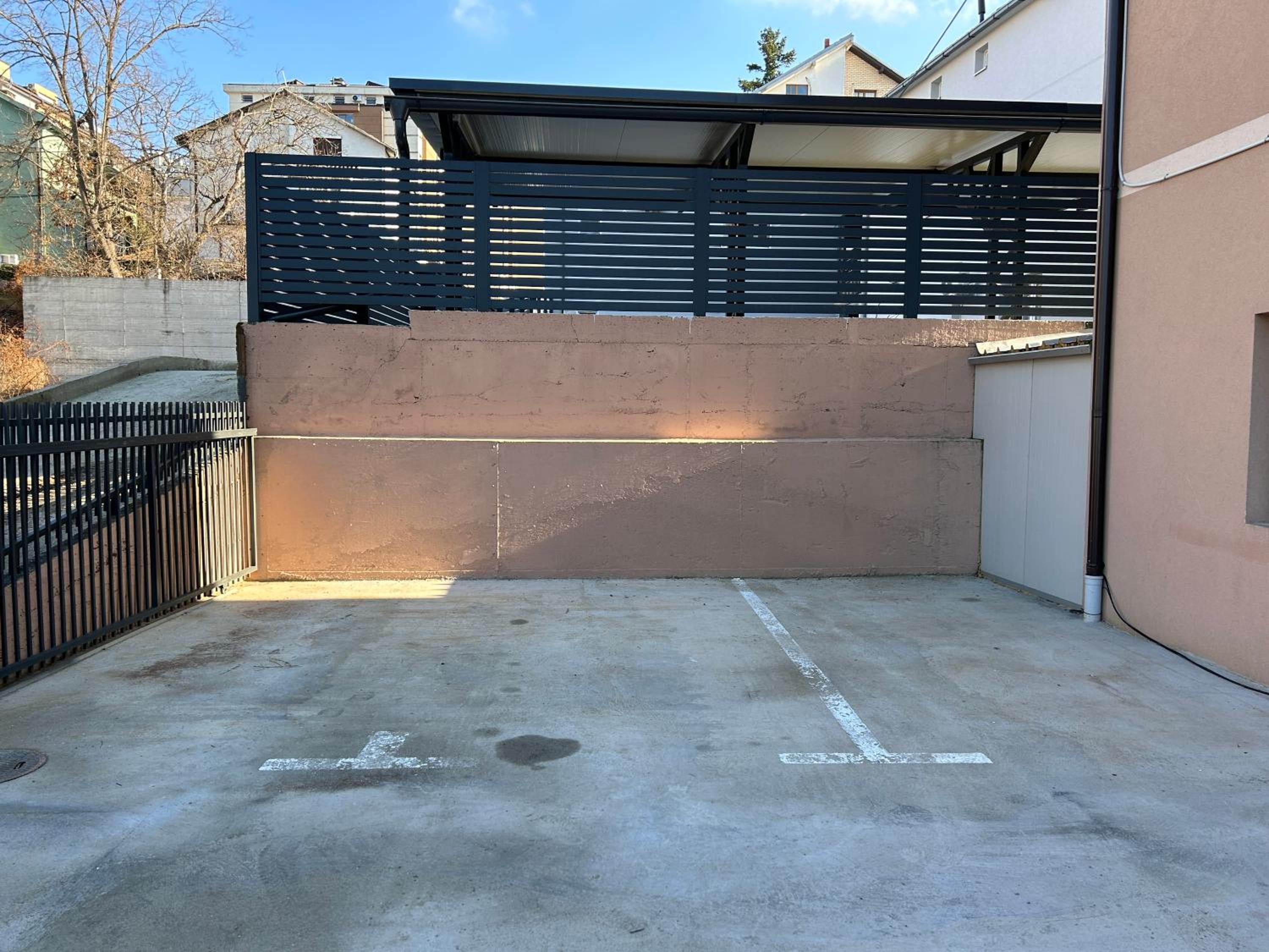 Manja Modern Retreat