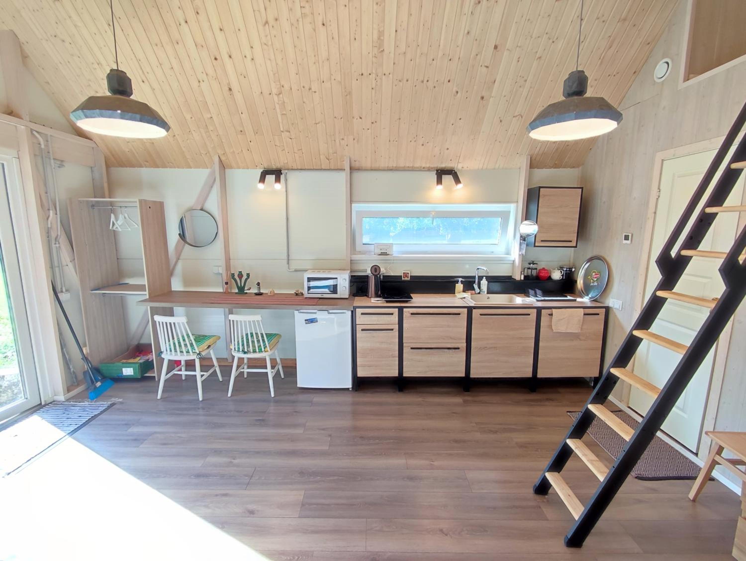 Modern Sauna Cabin in Horse Ranch view 3