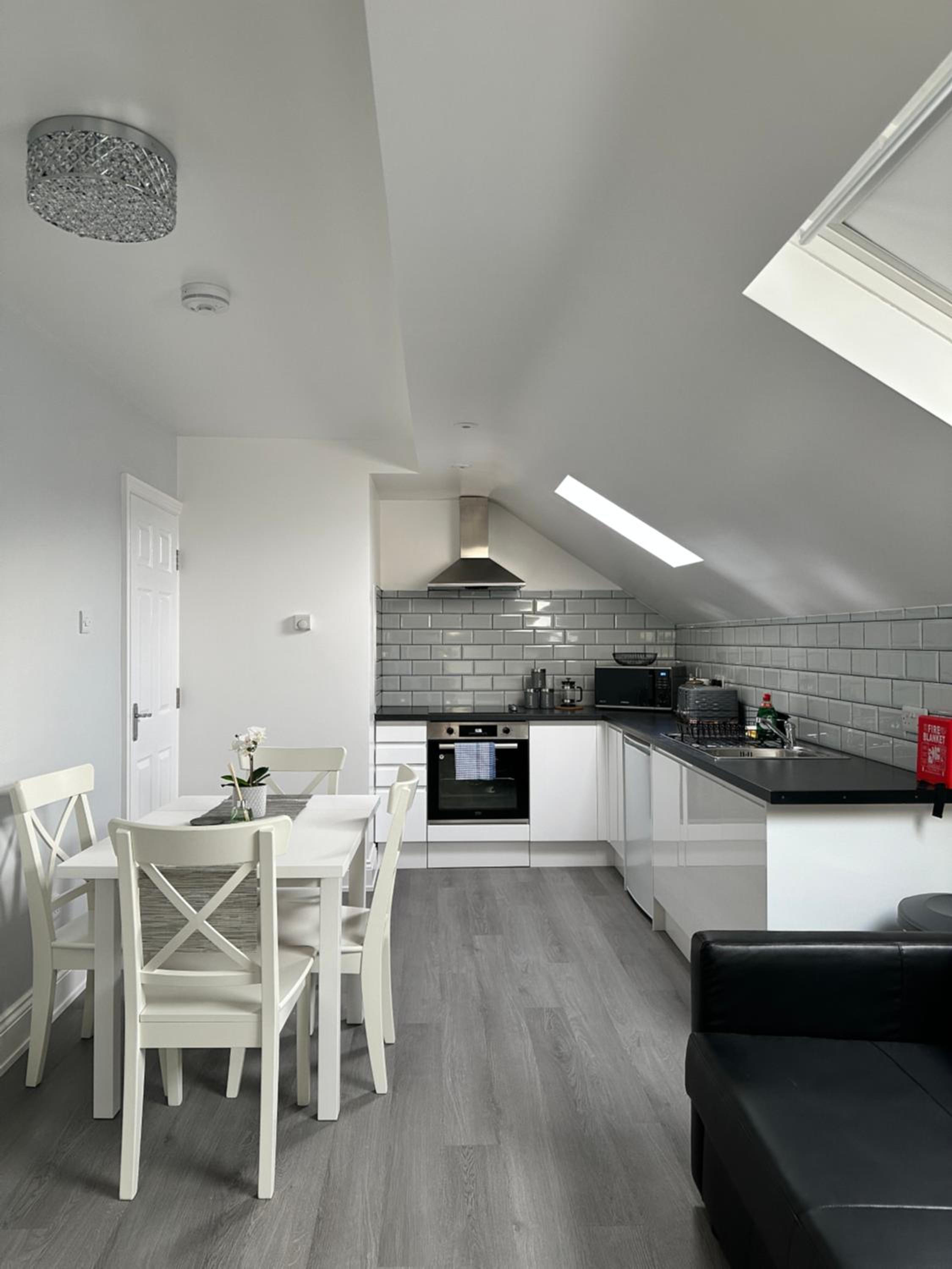 Granada Apartments Holmfield Rd
