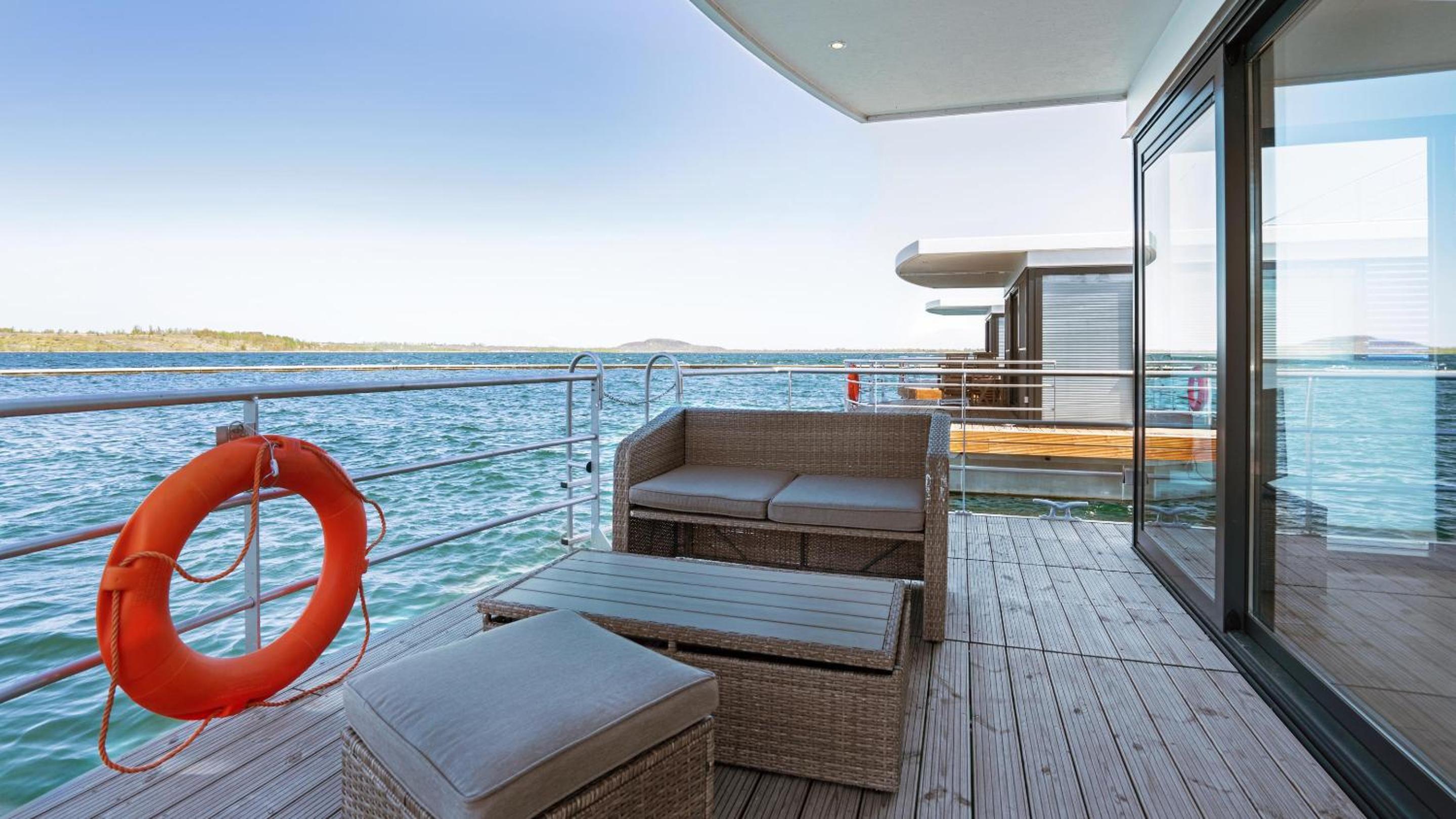 Hausboot Geiseltalsee - Floating House - WELL Hausboote - Family & Friends