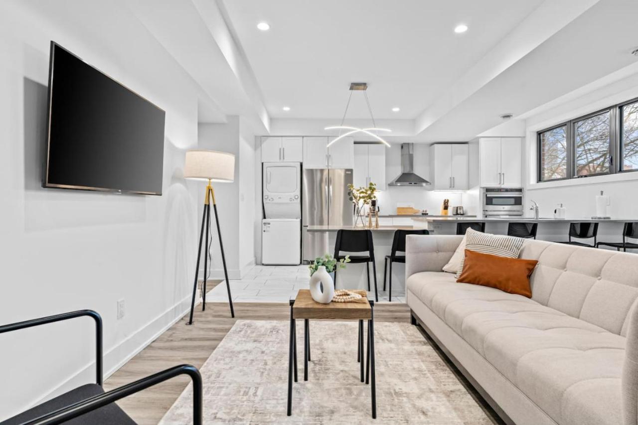 Rent 8Bed 8Bath DowntownLondon Parking Wi-Fi