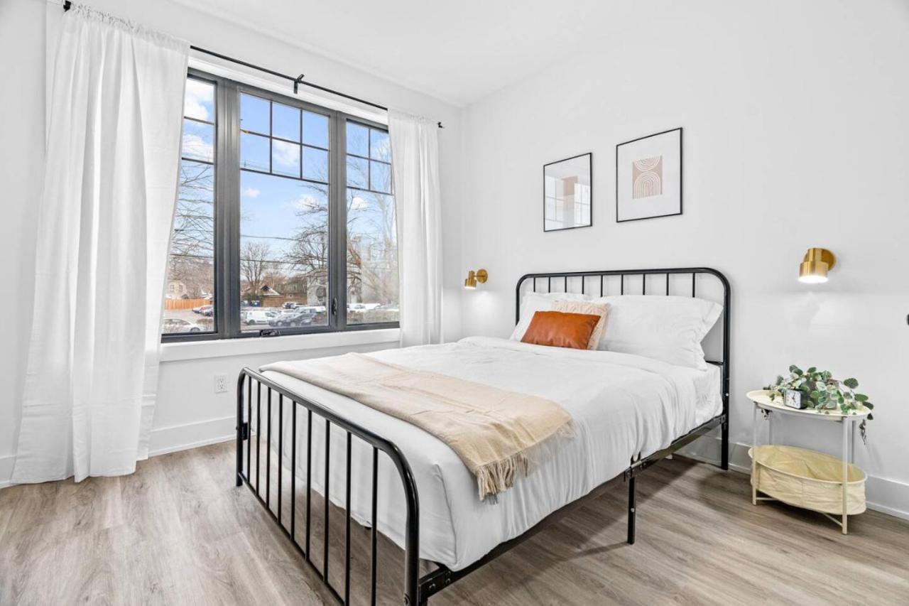 Rent 8Bed 8Bath DowntownLondon Parking Wi-Fi
