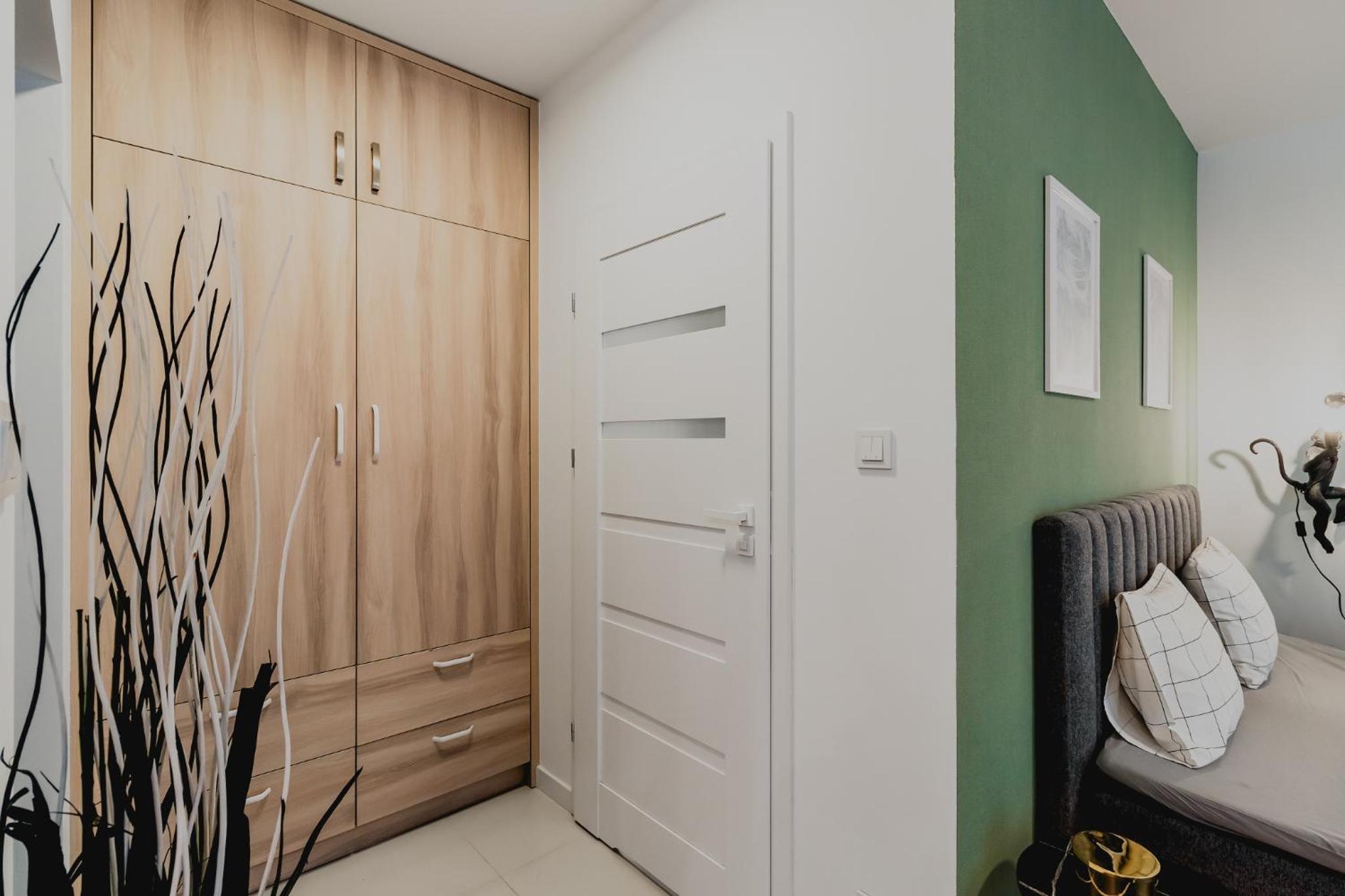 Urban Chic - Great Location-Cozy Studio with Balcony - Towarowa