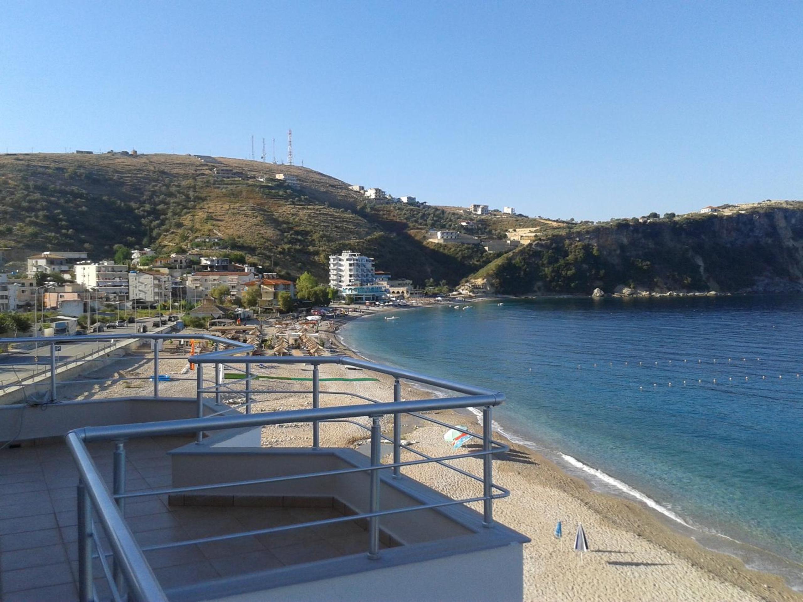 Magic Ionian Apartments & Rooms