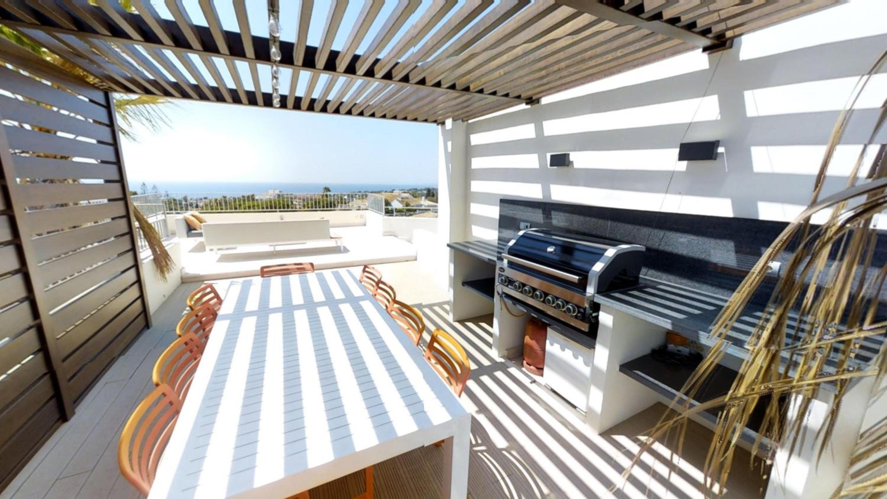 Marbella Vacations - Exquisite Villa Near Beach - Heated Pool - Property Image 20