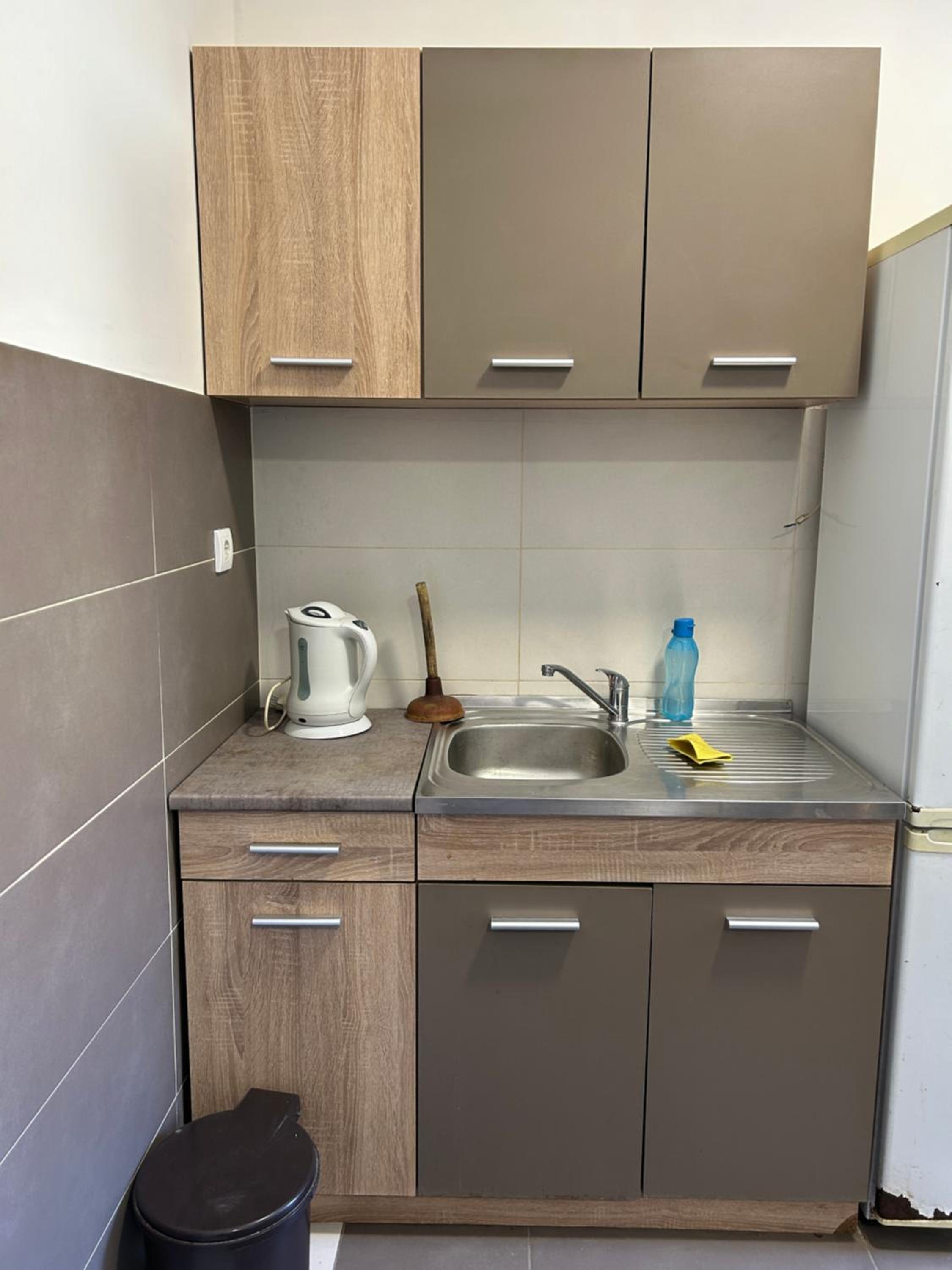 Manja Modern Retreat