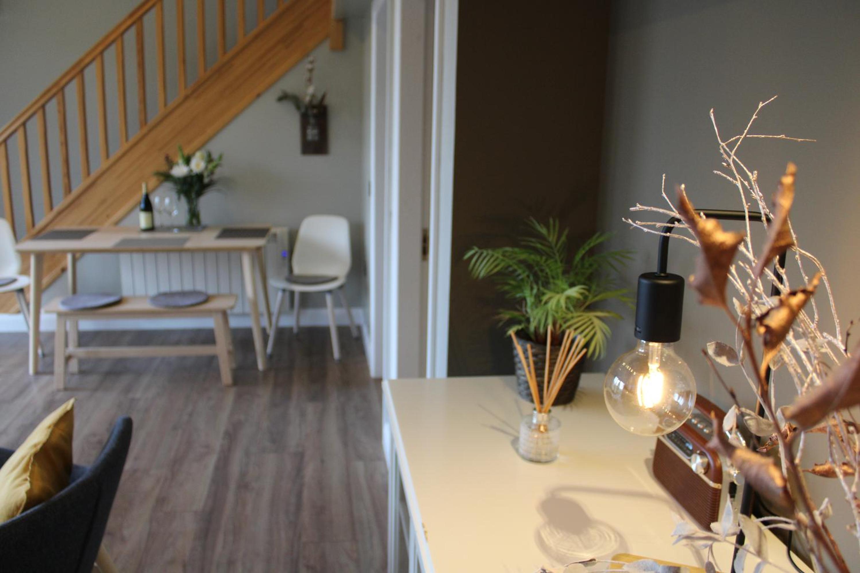 Betula Chalet – coast & country in the Highlands view 5