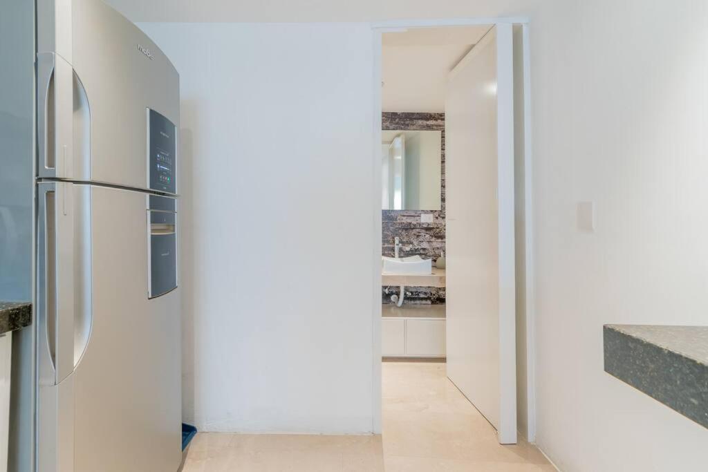 LOFT ULTRA Moderno y Minimalista con 2 Camas KING Size view 2