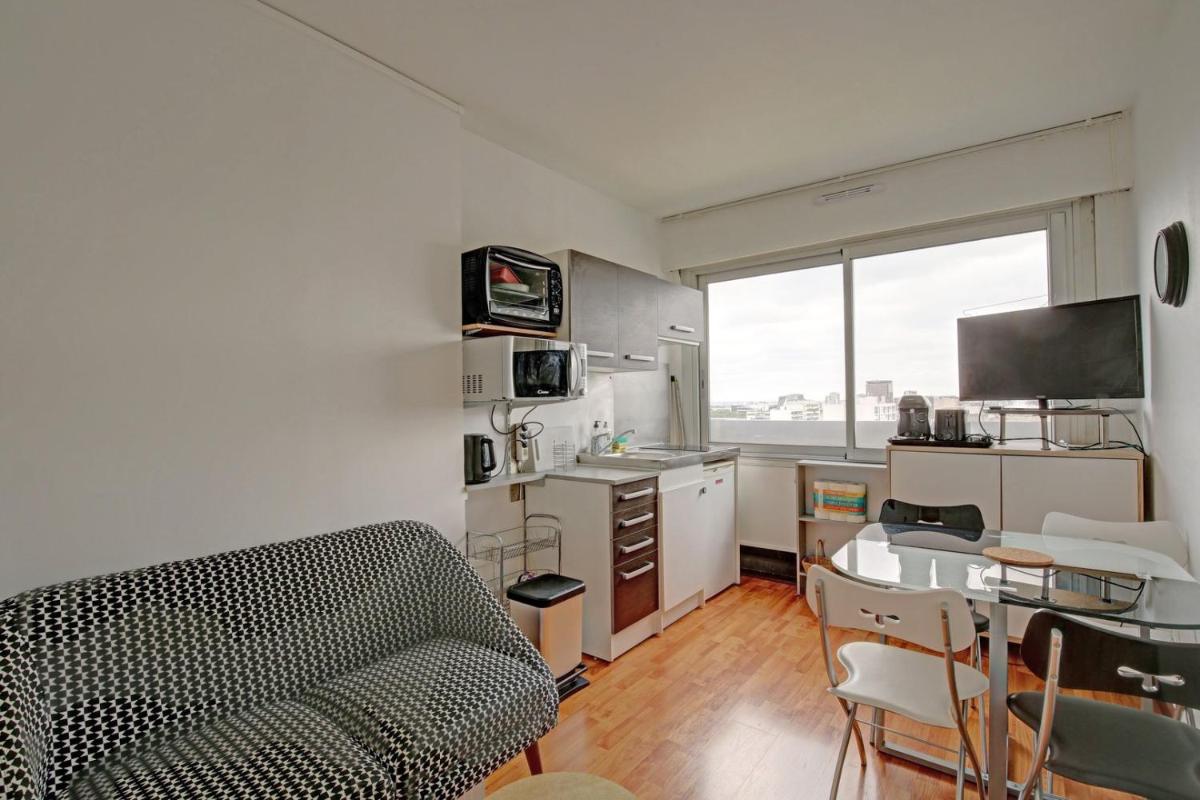 4-person apartment near Buttes Chaumont