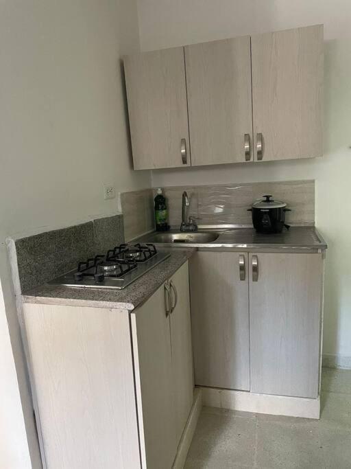 Apartaestudio tipo loft , ambiente tranquilo