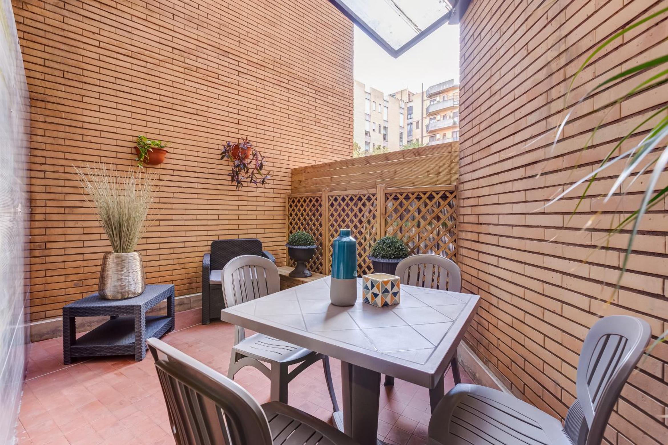 Trastevere-Royal Orchid apartment