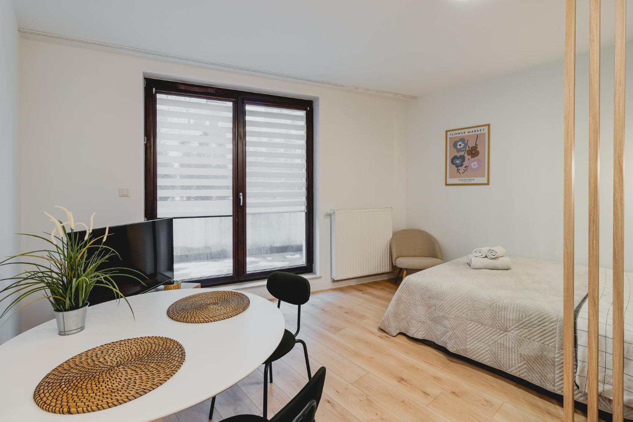 Golden Apartments Warsaw - Modern & Cozy, Towarowa Street