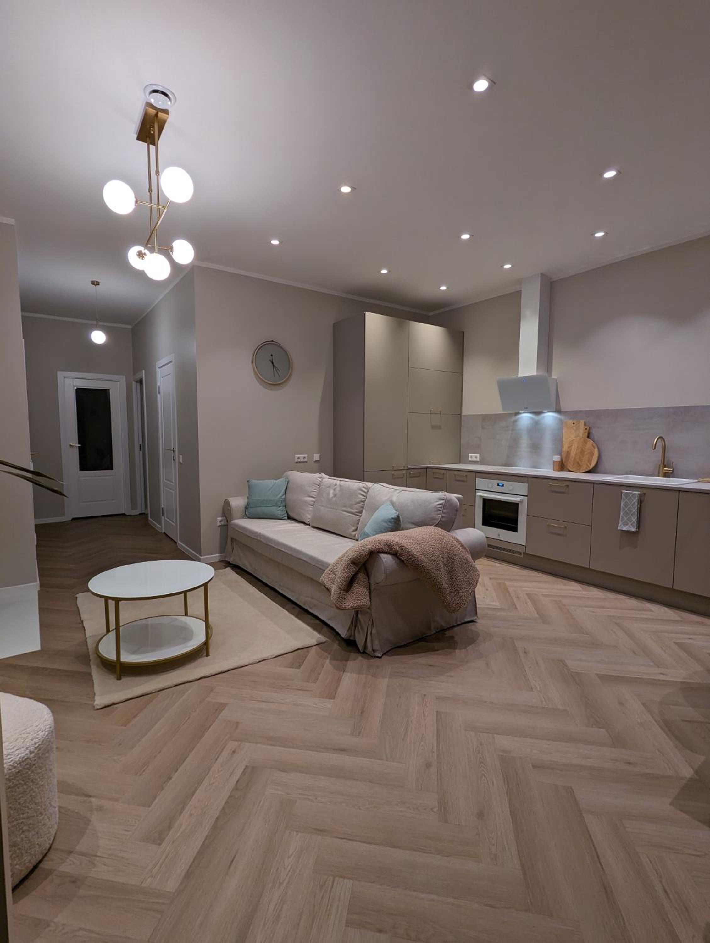 Mere Apartment - Private Yard, Sauna and Pet Friendly