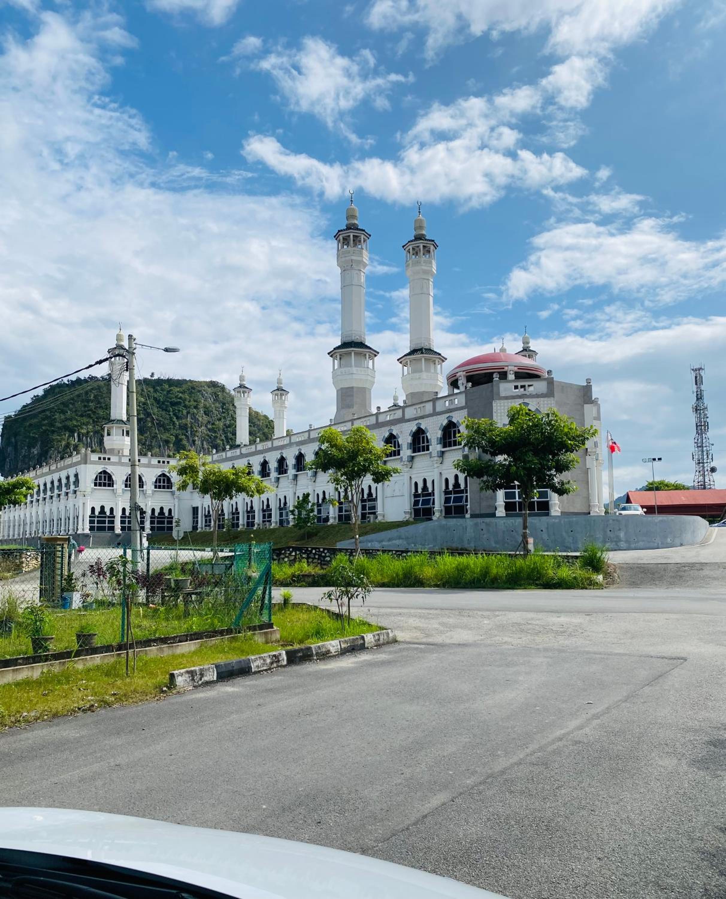 LH SUITE HOMESTAY Gua Musang- Masjid Mekah view 2