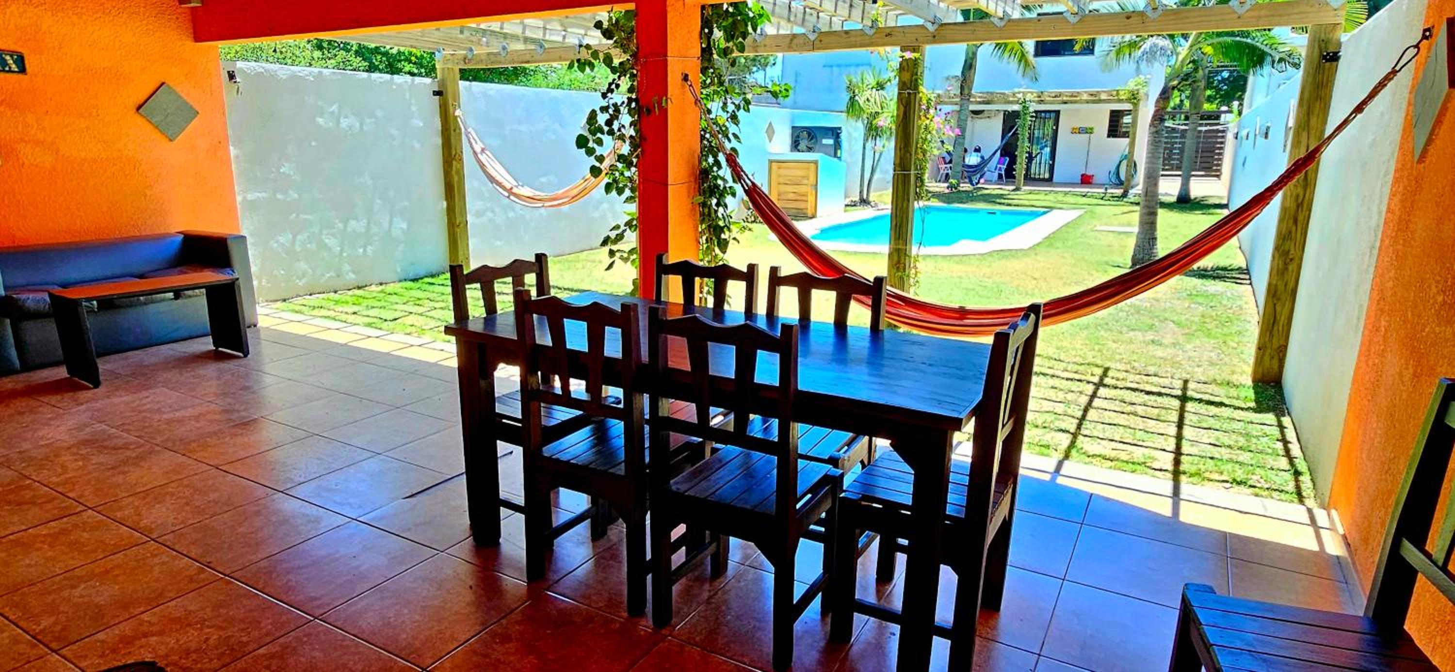 Casa piscina Atlantida view 2