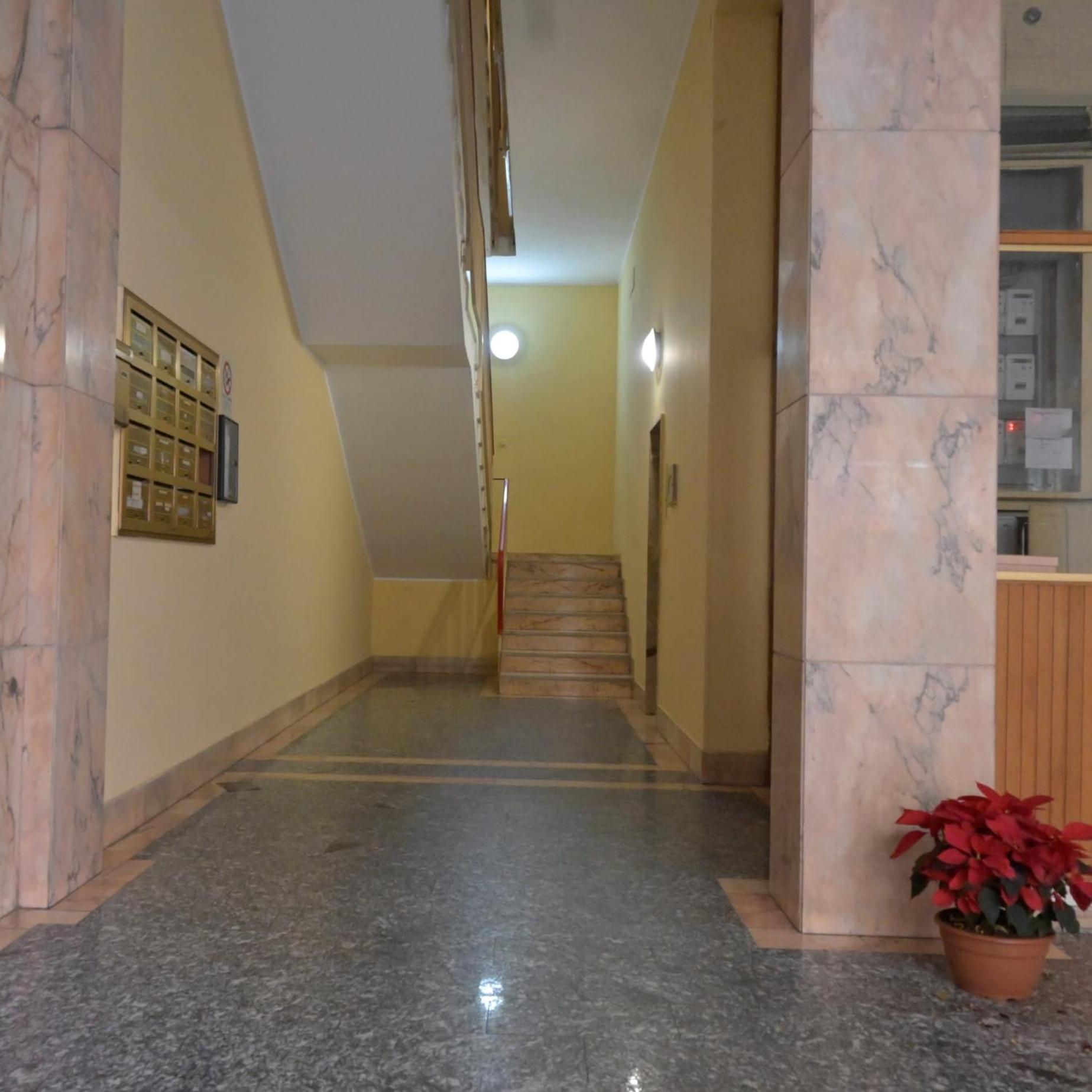 Luminosa casa punti cardinali