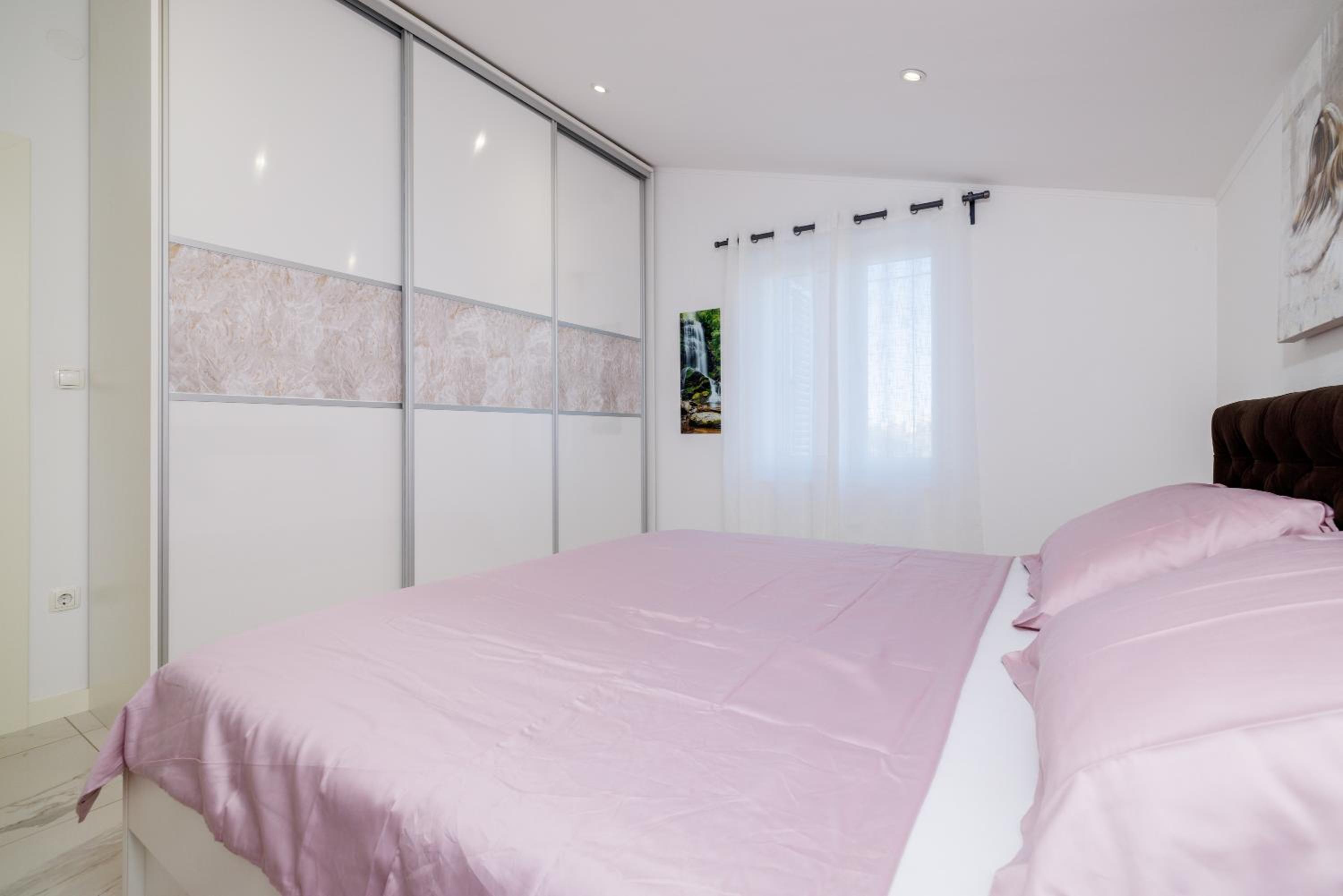 App Villa M Penthouse view 4