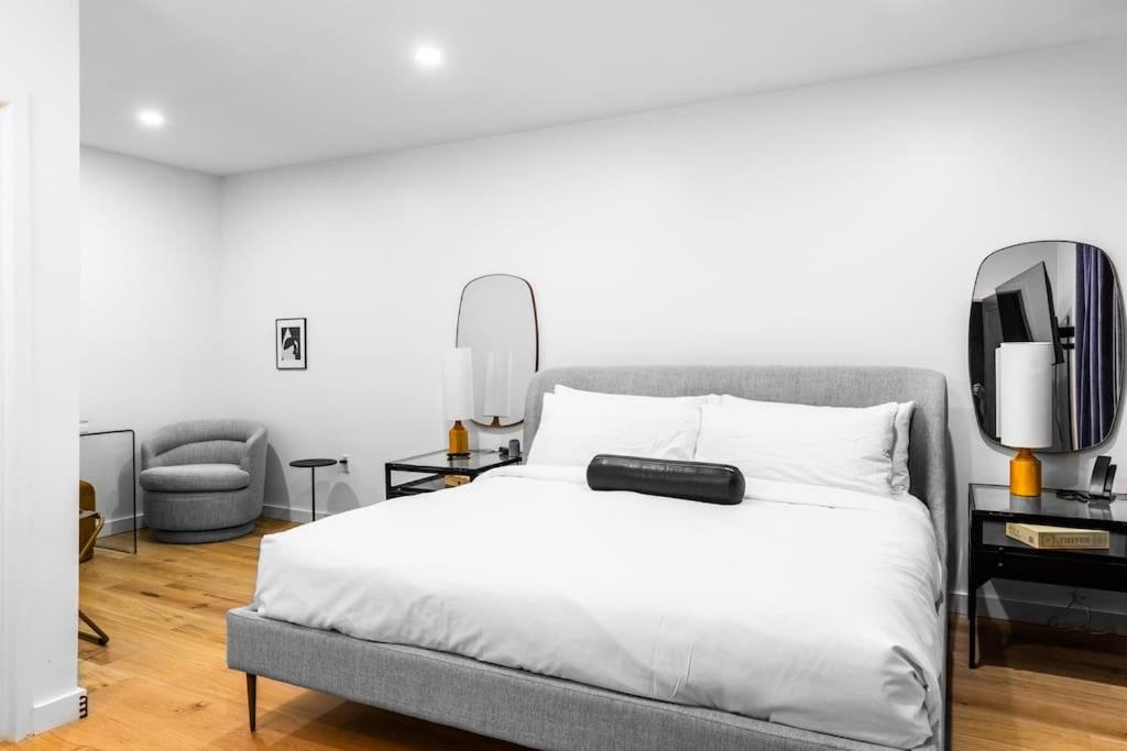 The Phenix Historic DTWN Hotel, King Bed, Room # 311