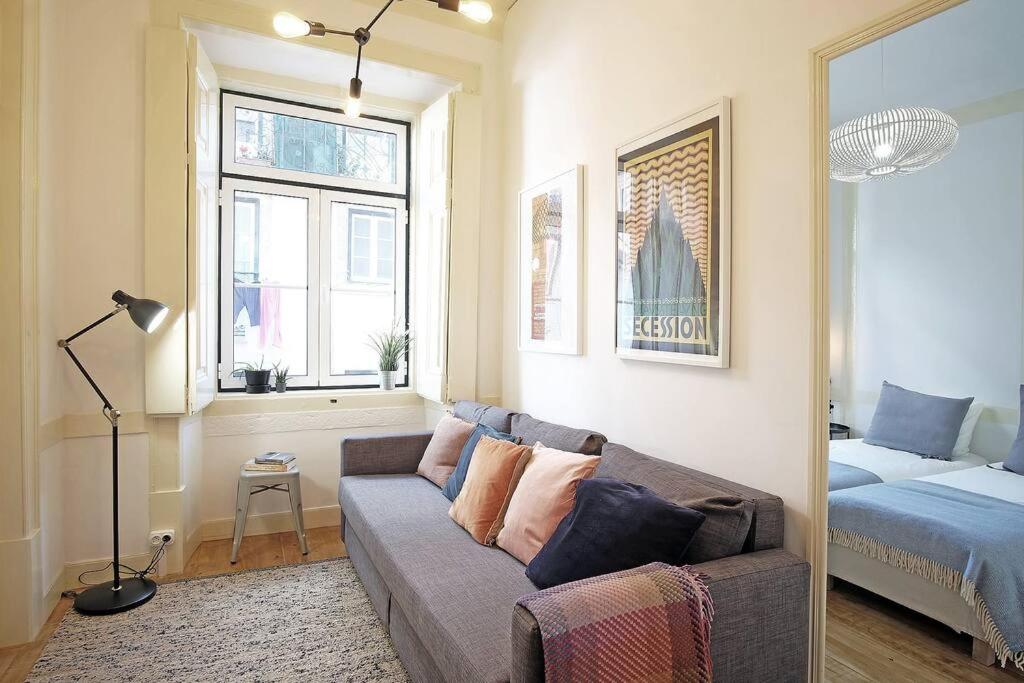BH2 Comfort & Style! Stay in the Heart of Lisbon Nightlife - Bairro Alto view 2