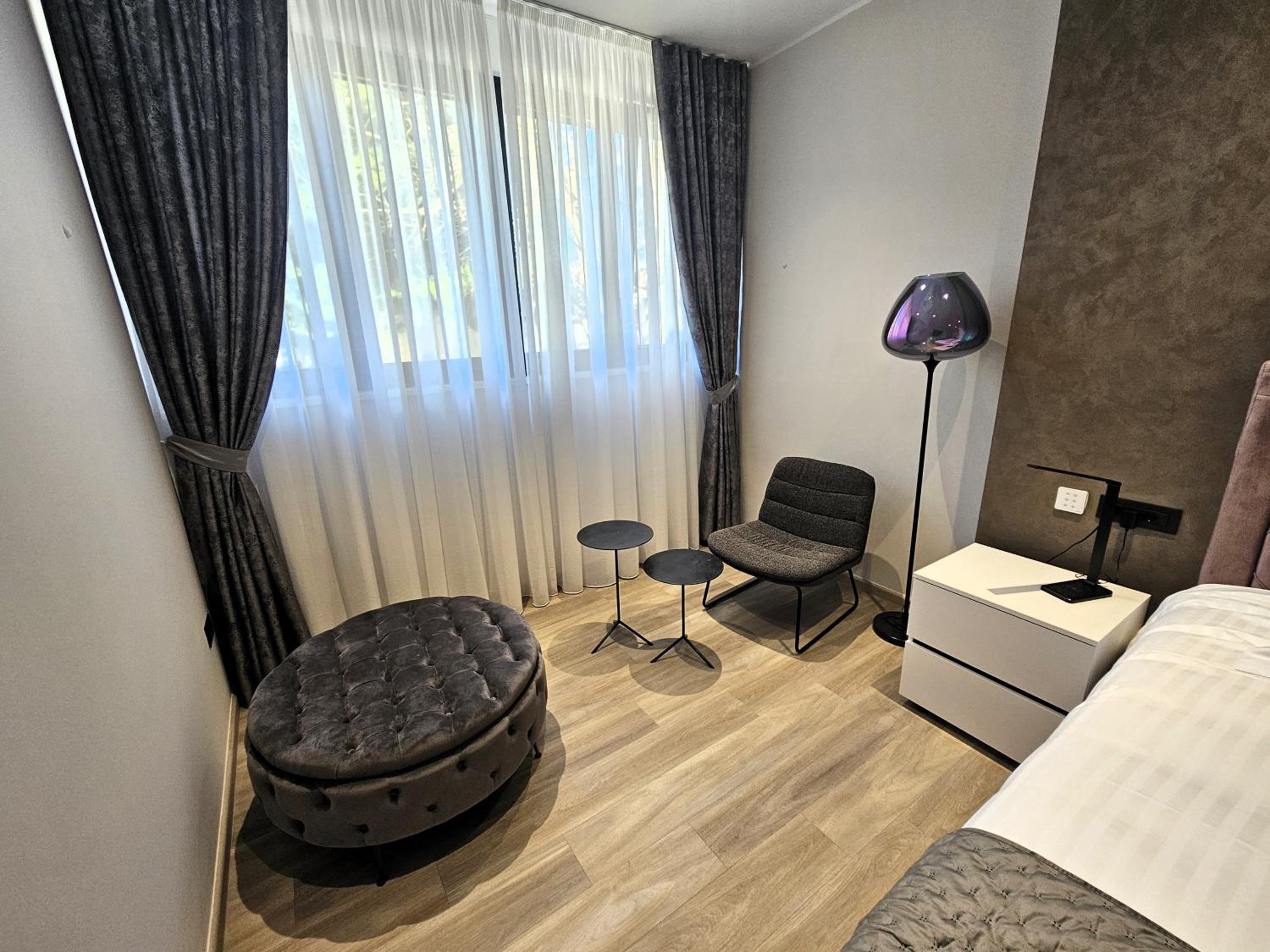 Suite Stay at 8 en Split — hotel room