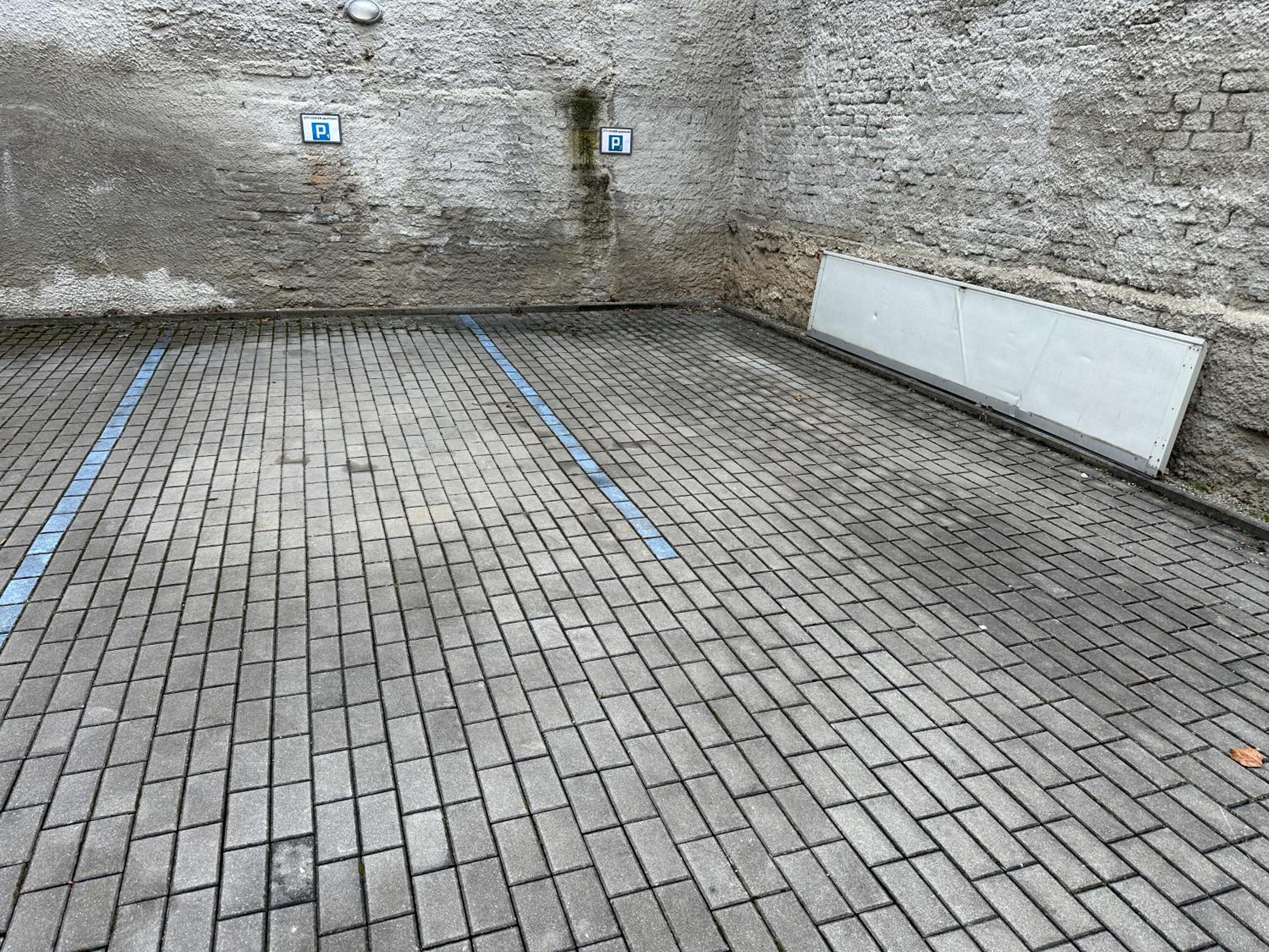 City Center apartment FREE PRIVATE PARKING